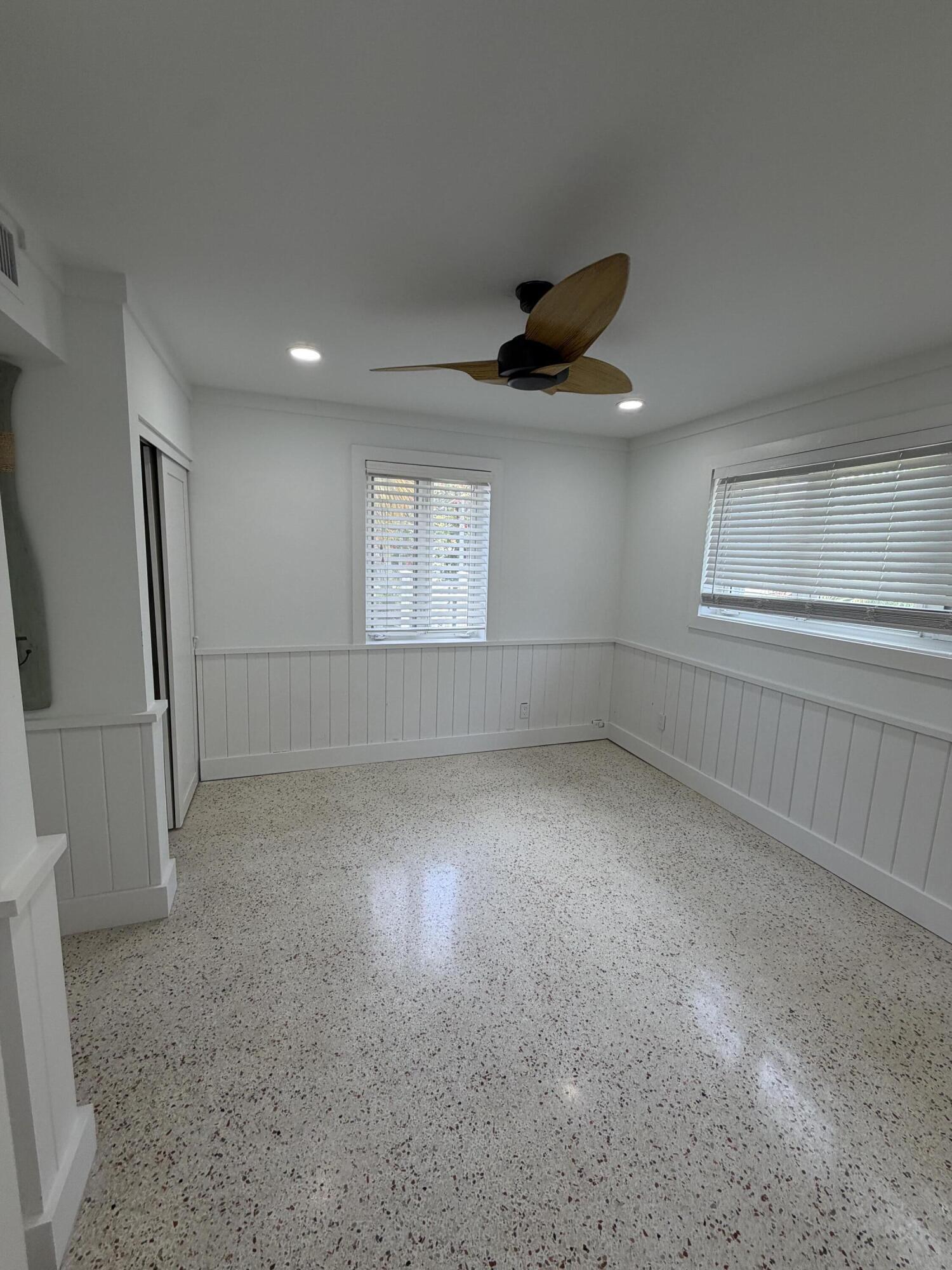 204 S Seacrest Circle Property Photo 16