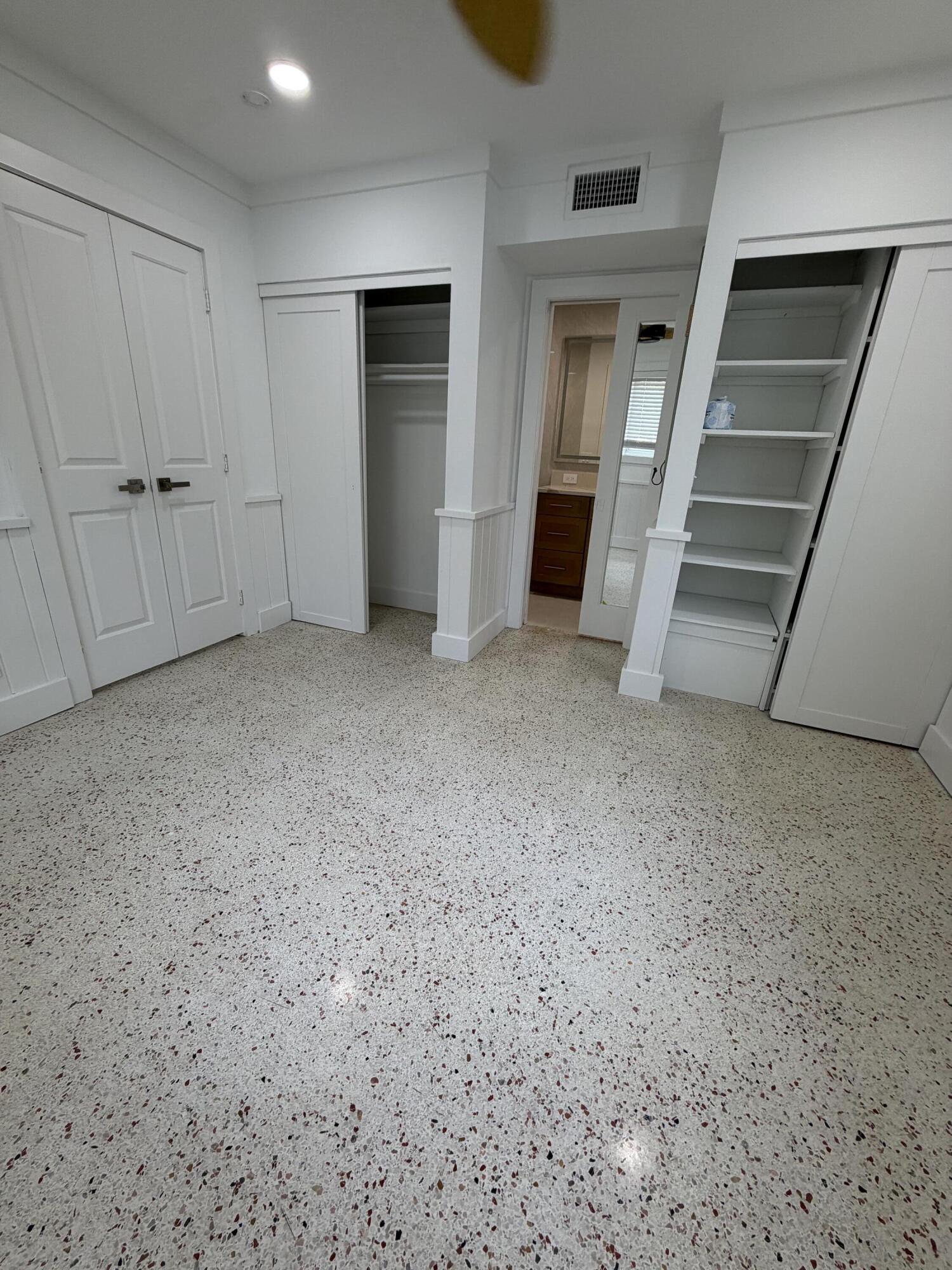 204 S Seacrest Circle Property Photo 17