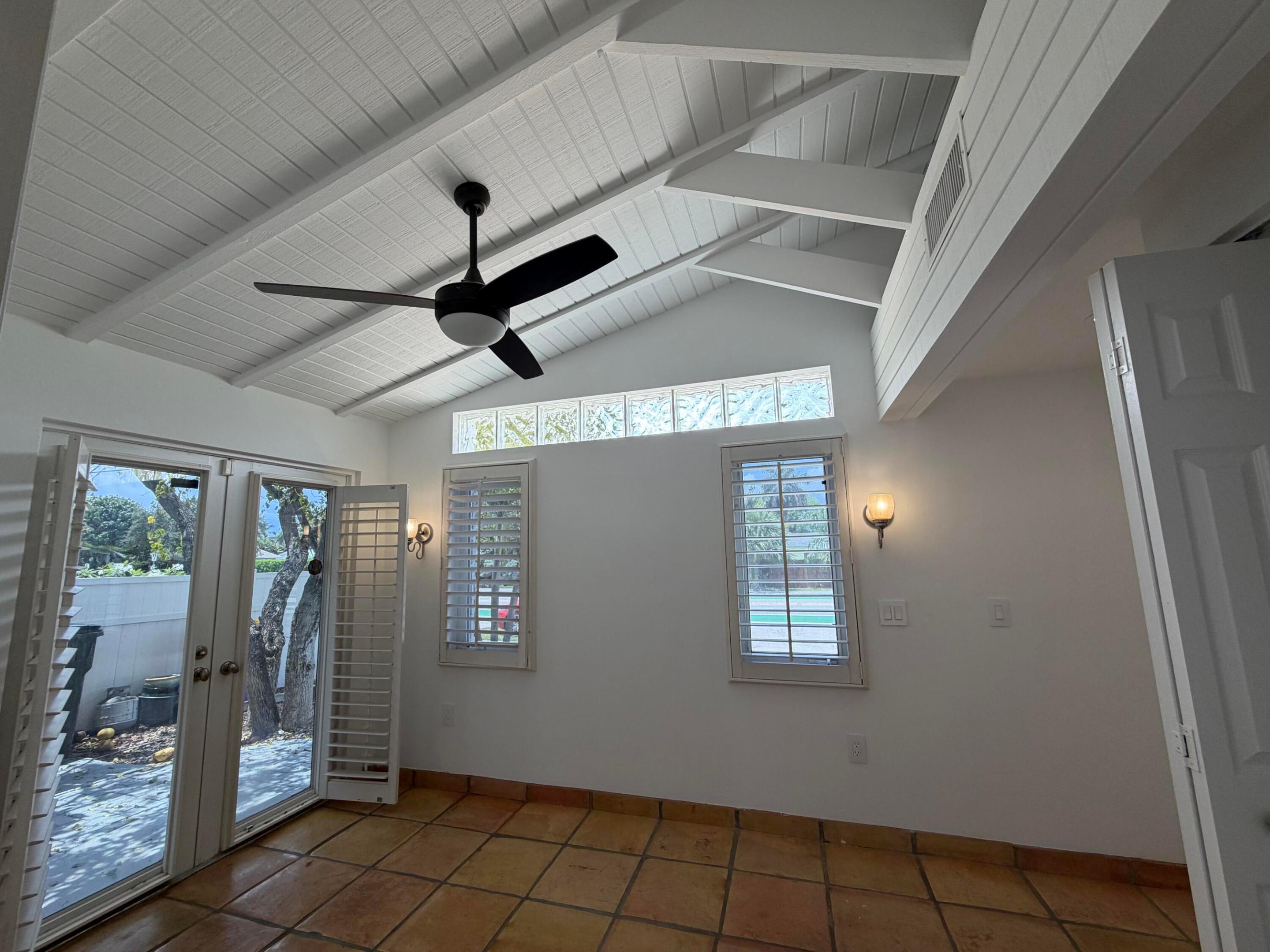 204 S Seacrest Circle Property Photo 22