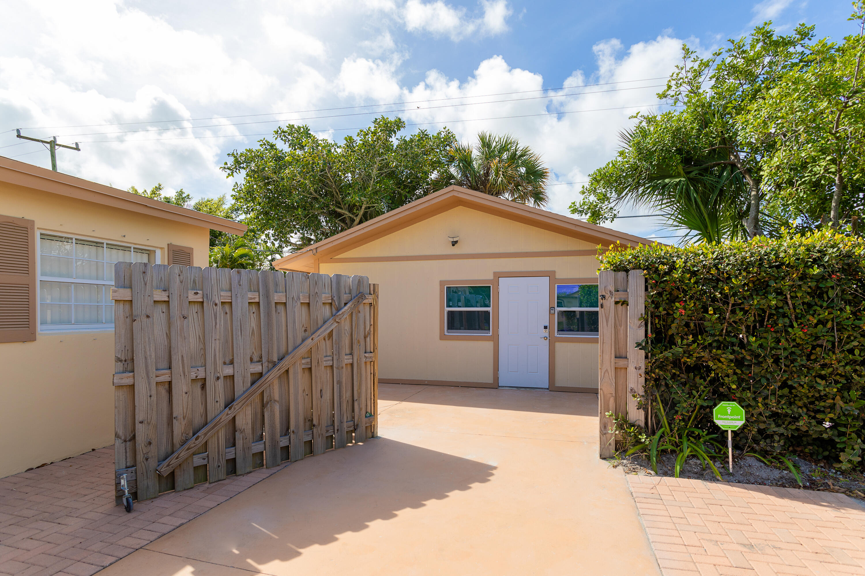 1724 37th Street Property Photo 14