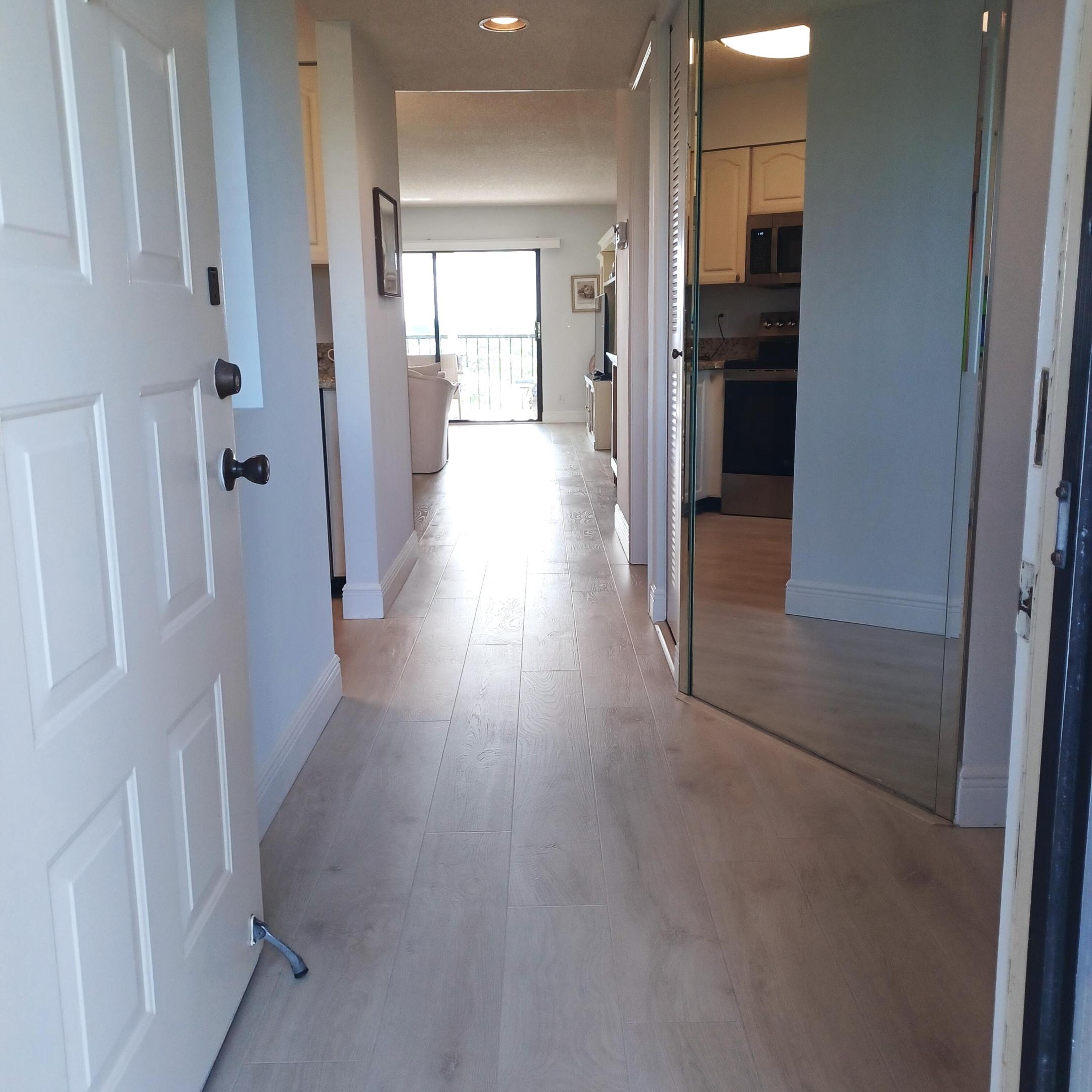 7260 Kinghurst Drive 406 Property Photo 16