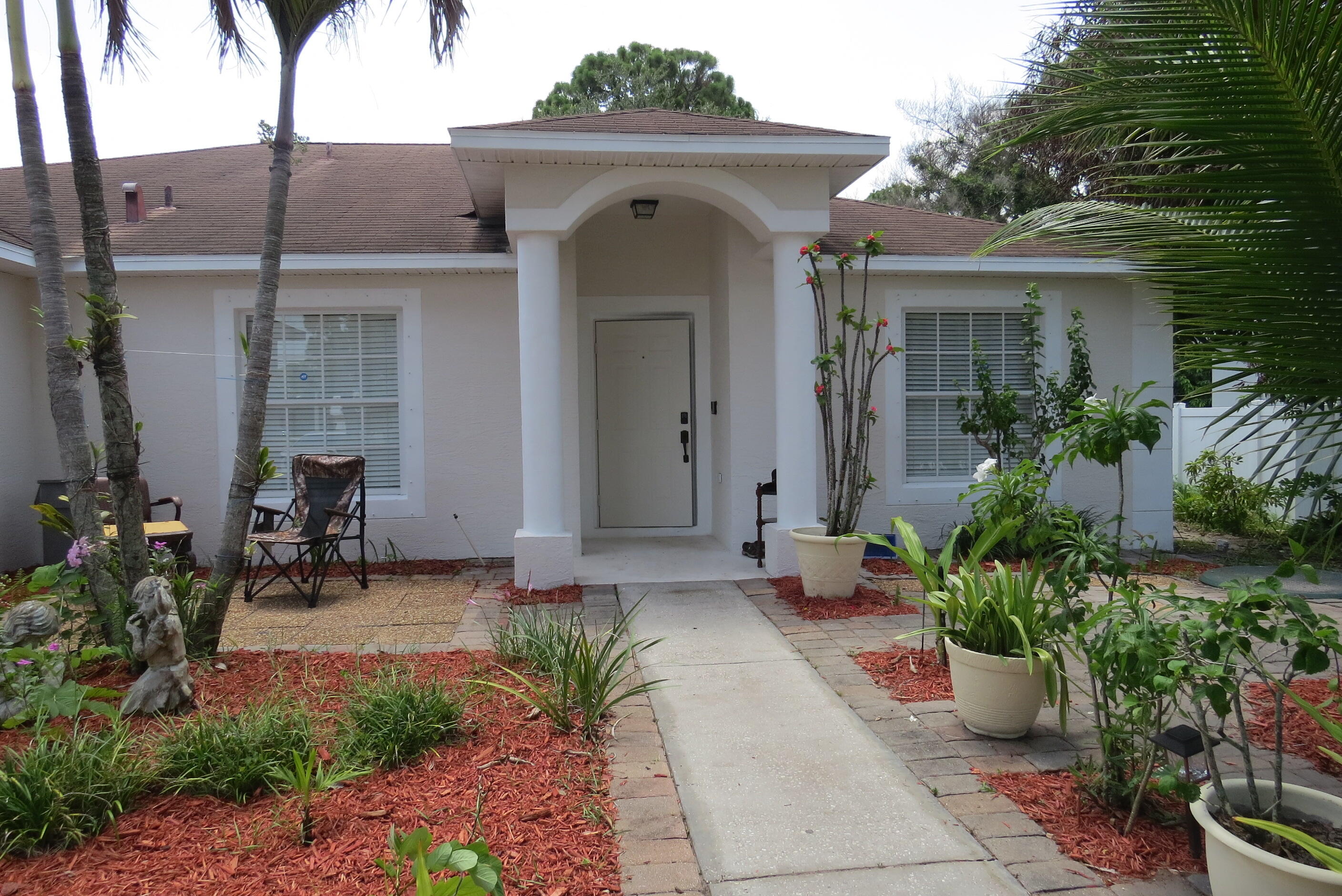 2282 Sw Savona Boulevard Property Photo 1