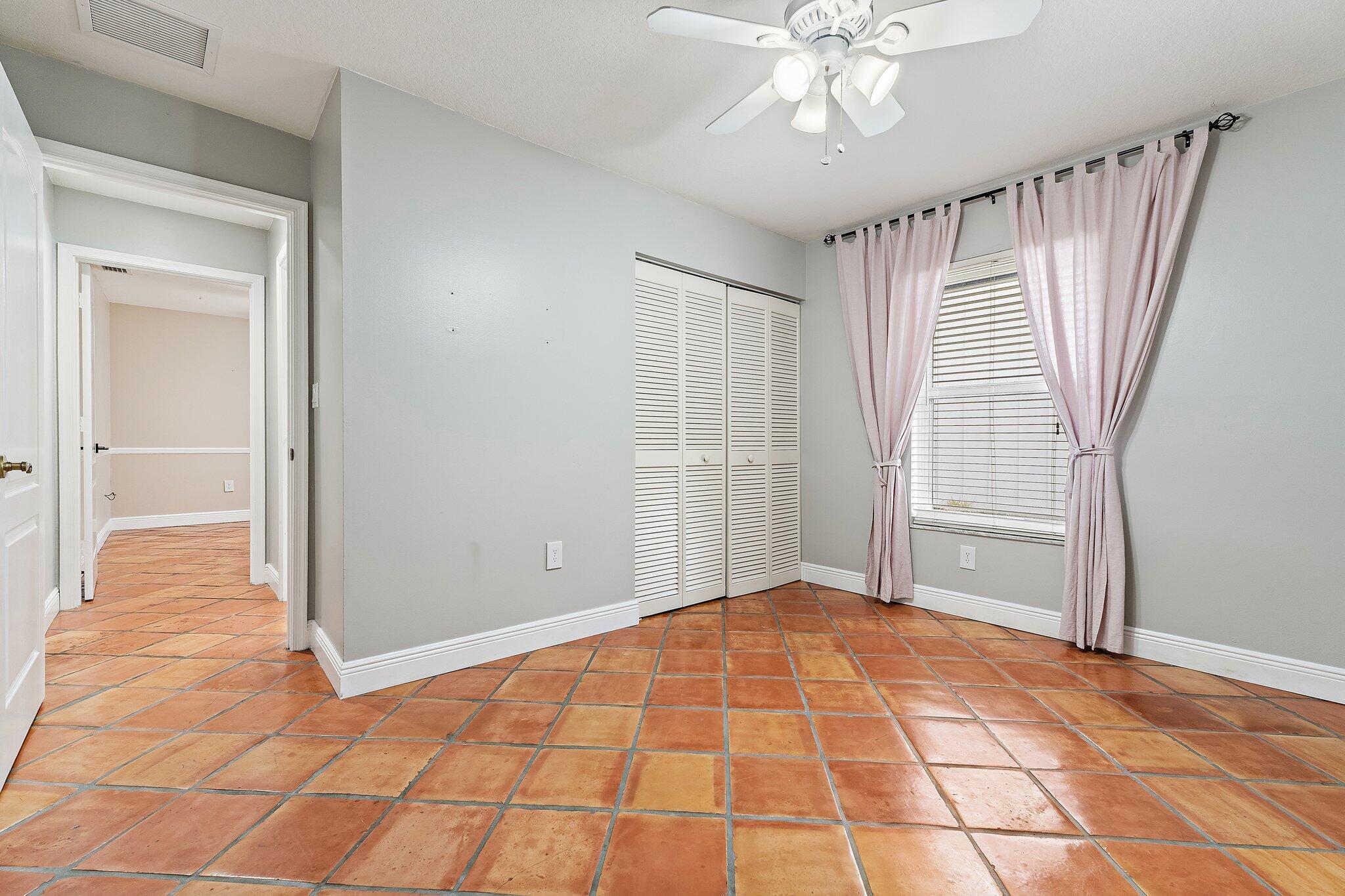 18169 Lake Bend Drive Property Photo 36