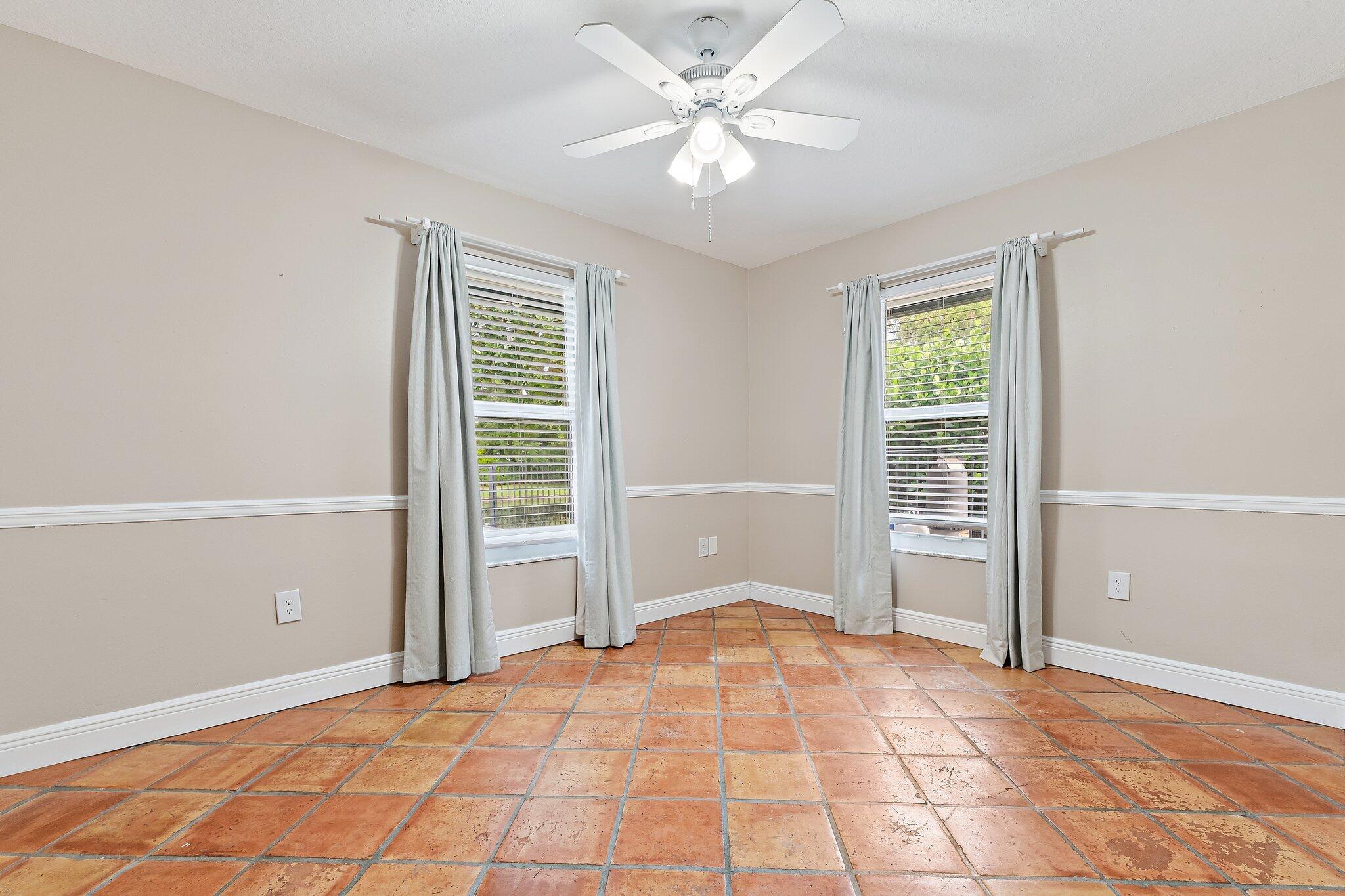 18169 Lake Bend Drive Property Photo 39