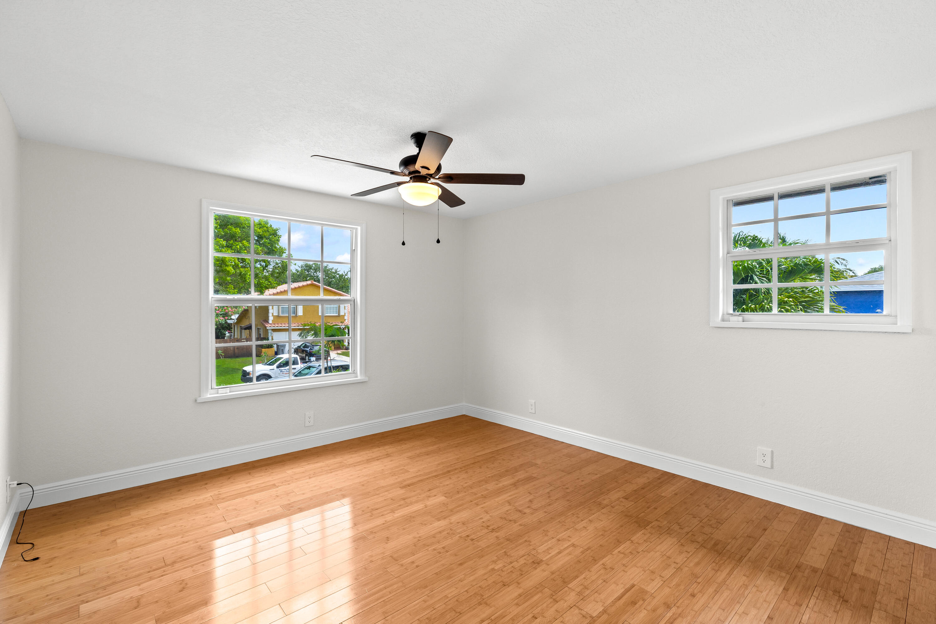 4610 Pinetree Drive Property Photo 32