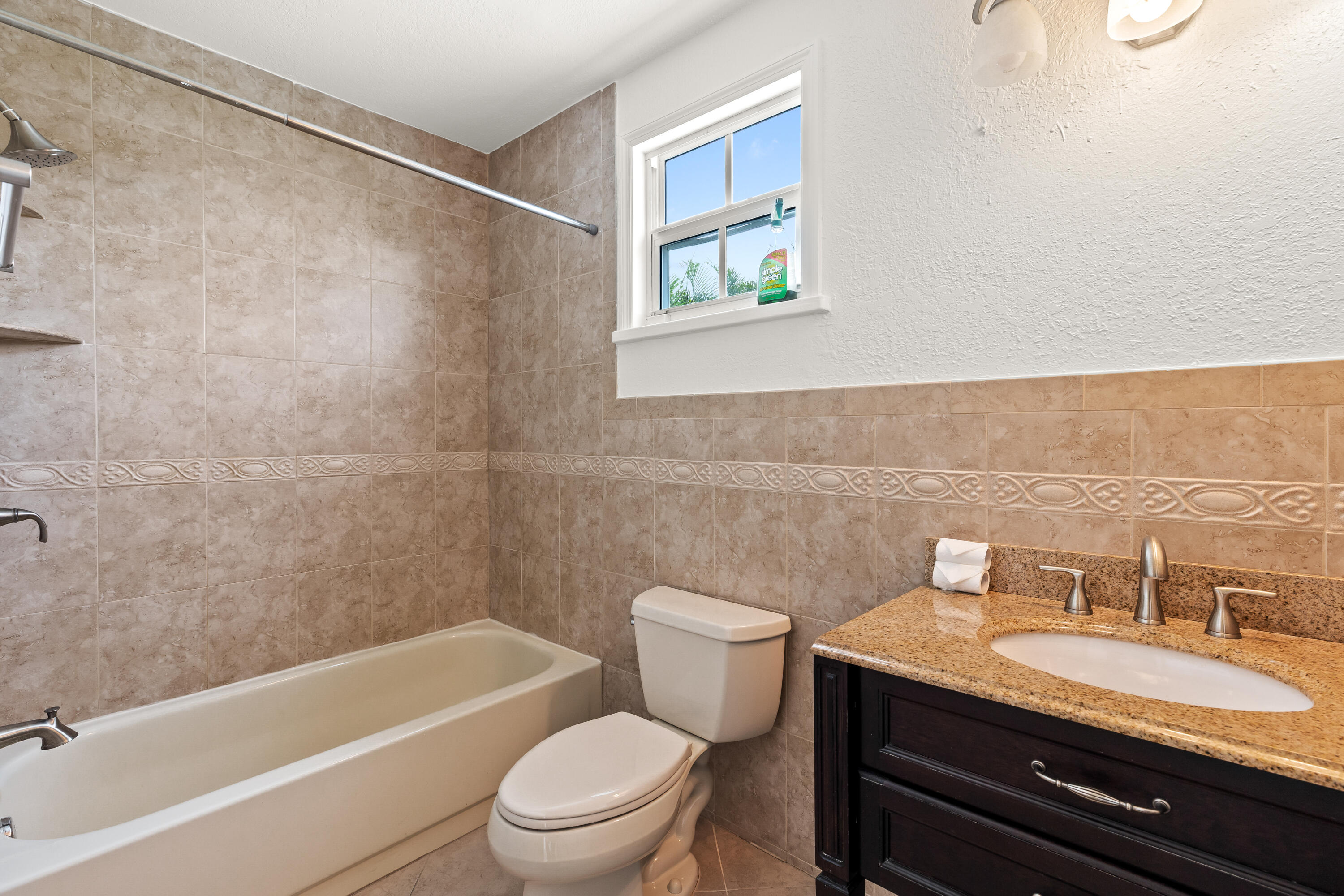 4610 Pinetree Drive Property Photo 34