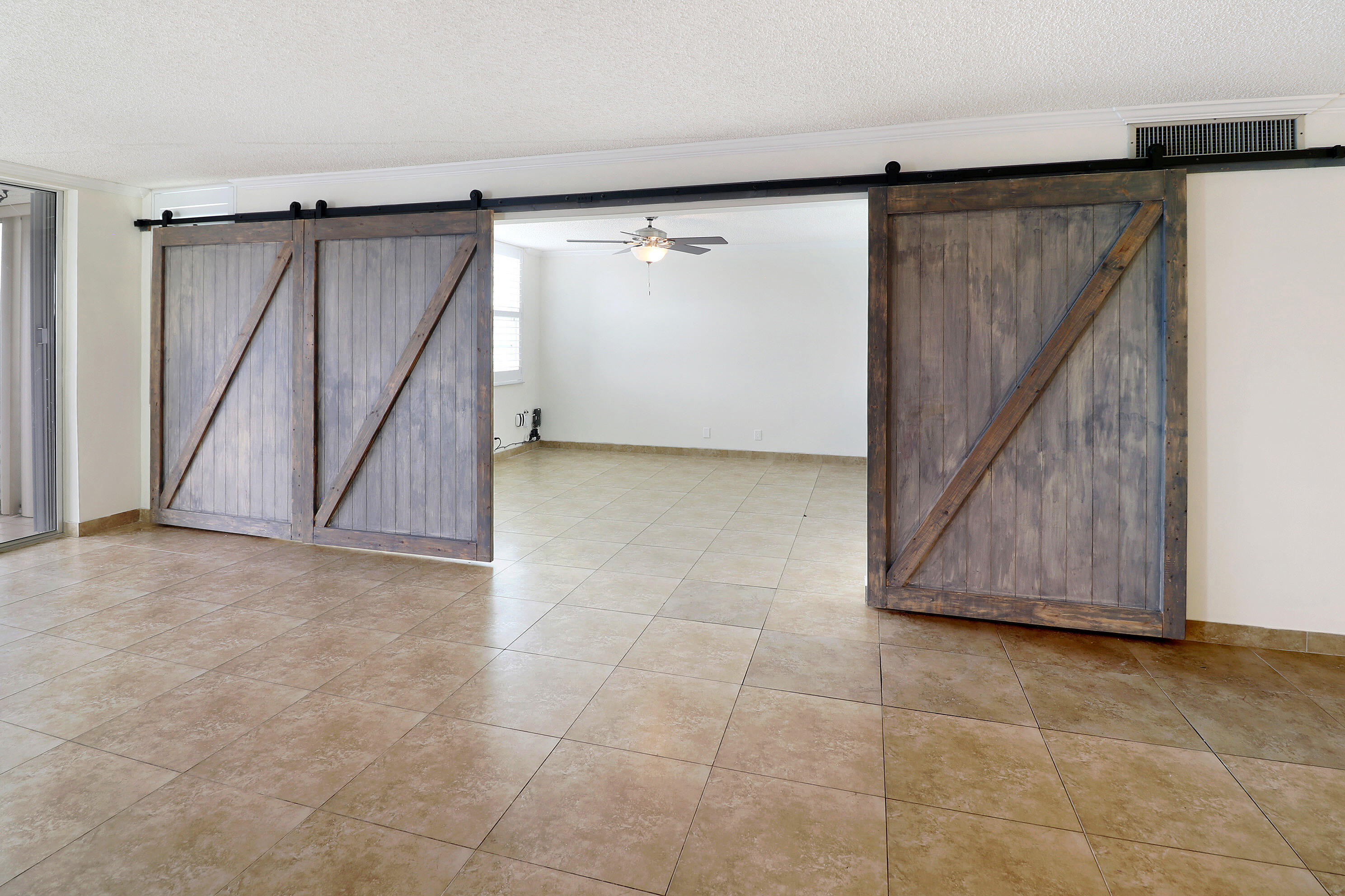 3095 N Course Drive 409 Property Photo 22