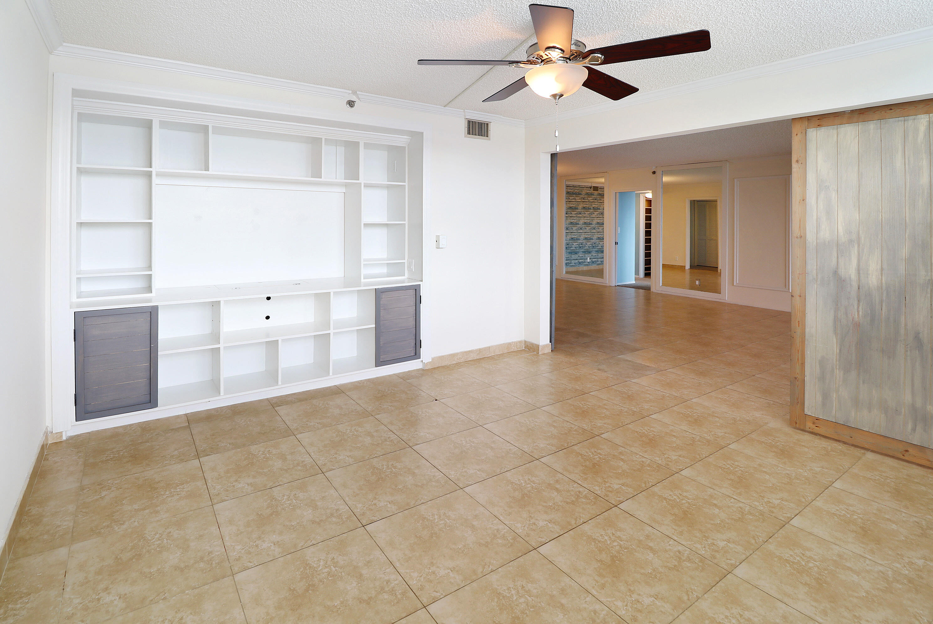 3095 N Course Drive 409 Property Photo 31
