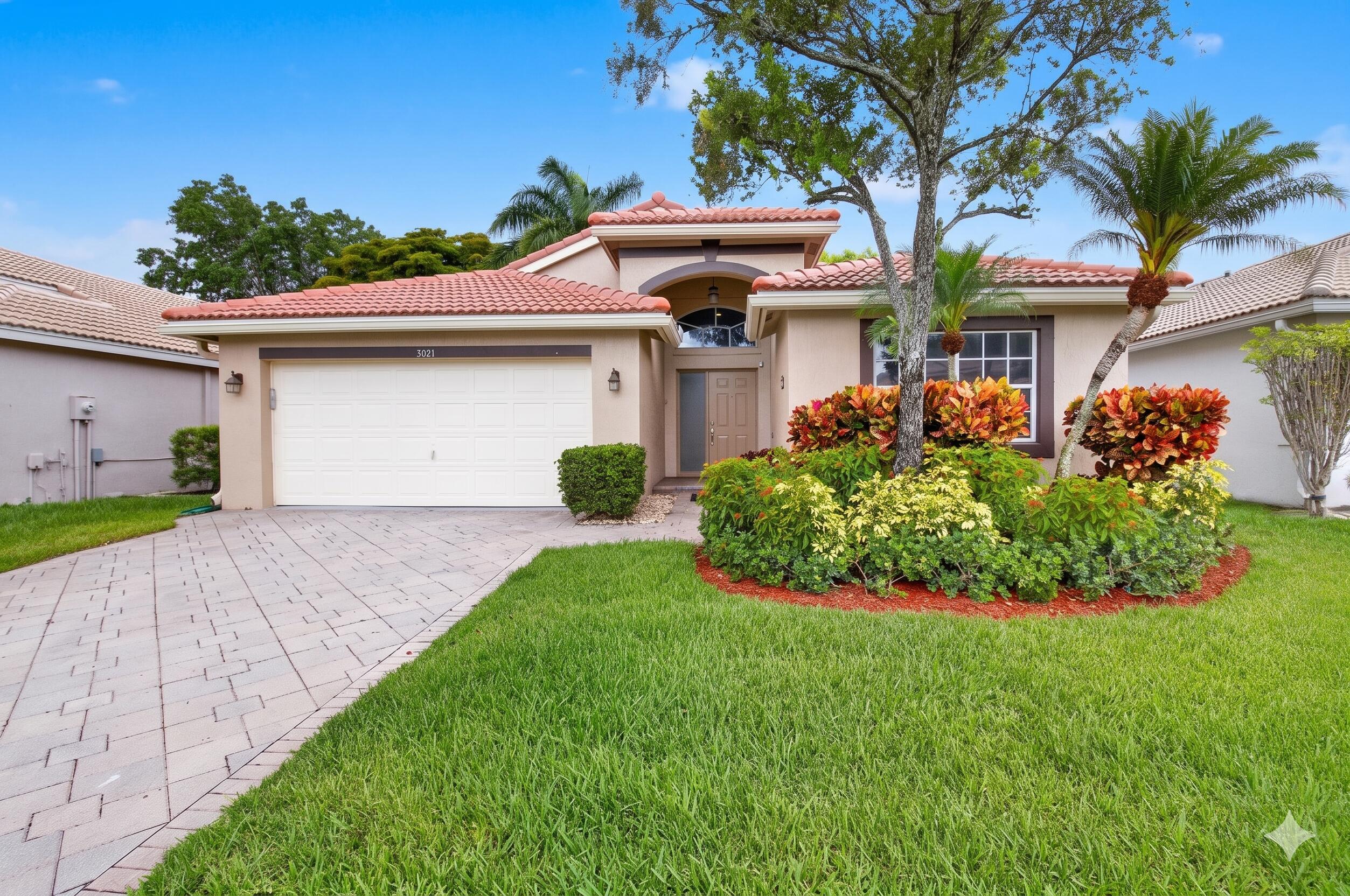 5891 Royal Isles Boulevard Property Photo 1