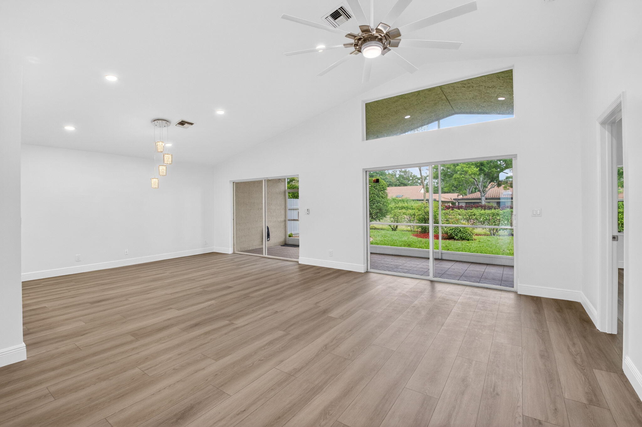 5891 Royal Isles Boulevard Property Photo 25