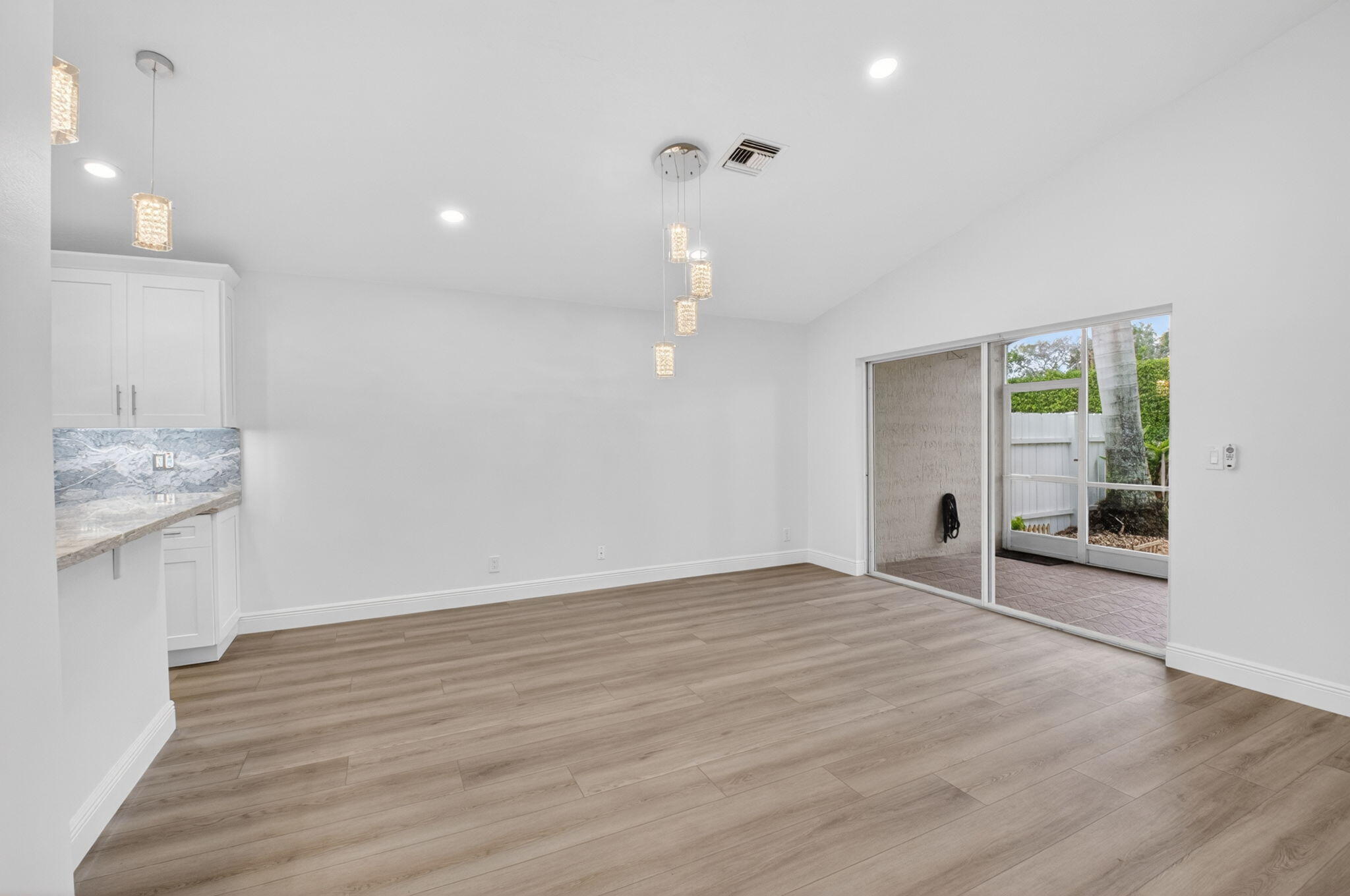 5891 Royal Isles Boulevard Property Photo 30