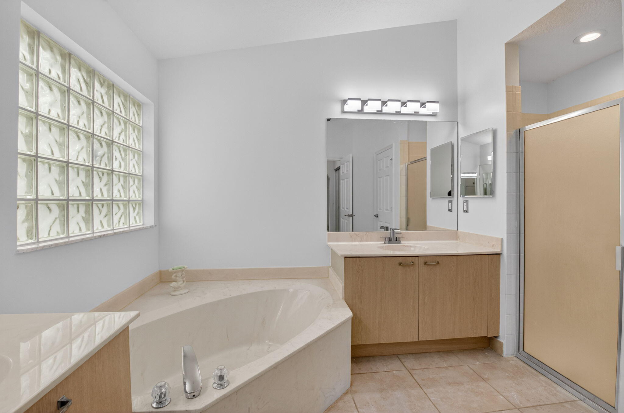 5891 Royal Isles Boulevard Property Photo 38