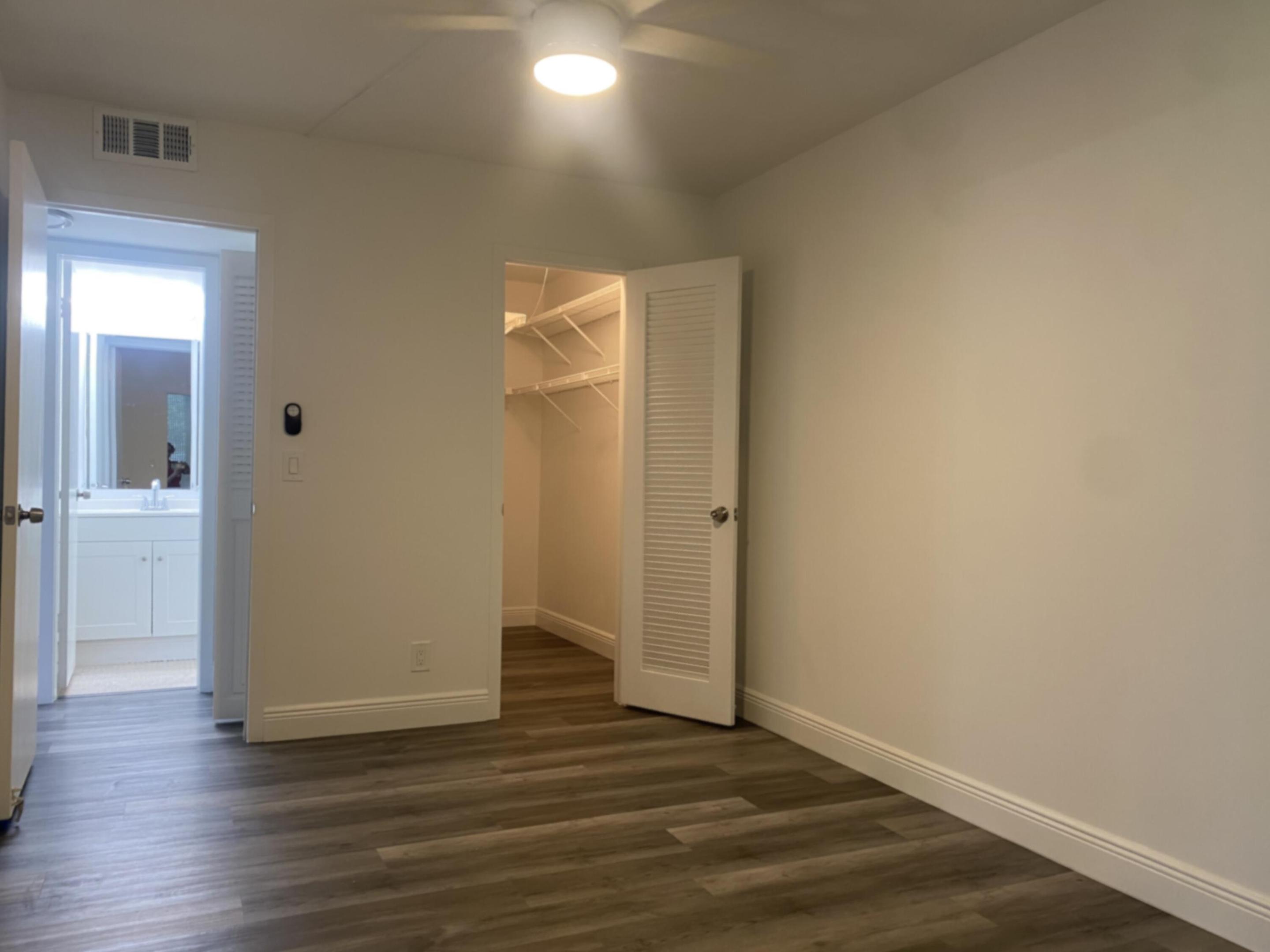 256 Mansfield G Property Photo 12