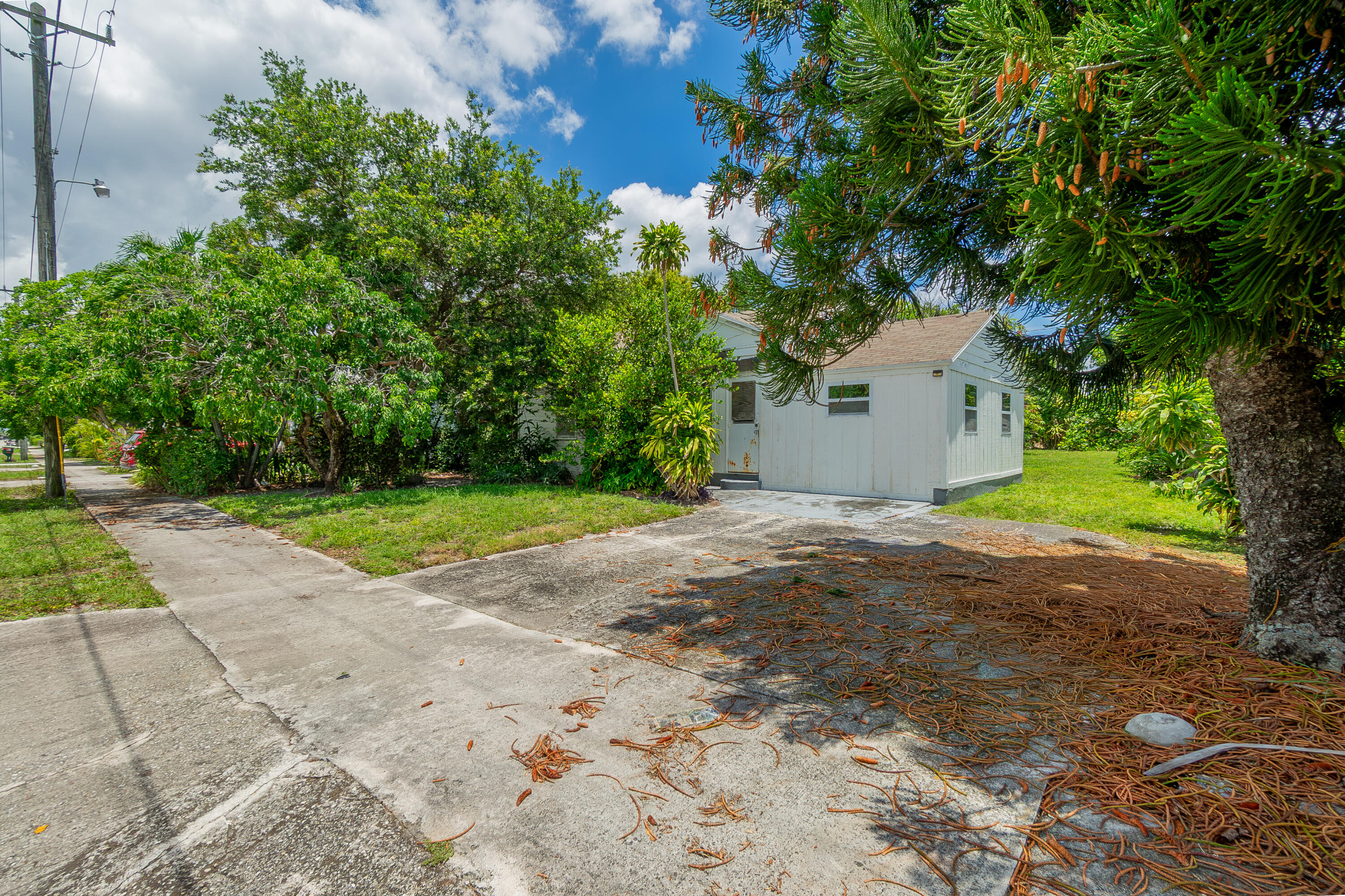 229 Sw 4th Avenue Property Photo 8