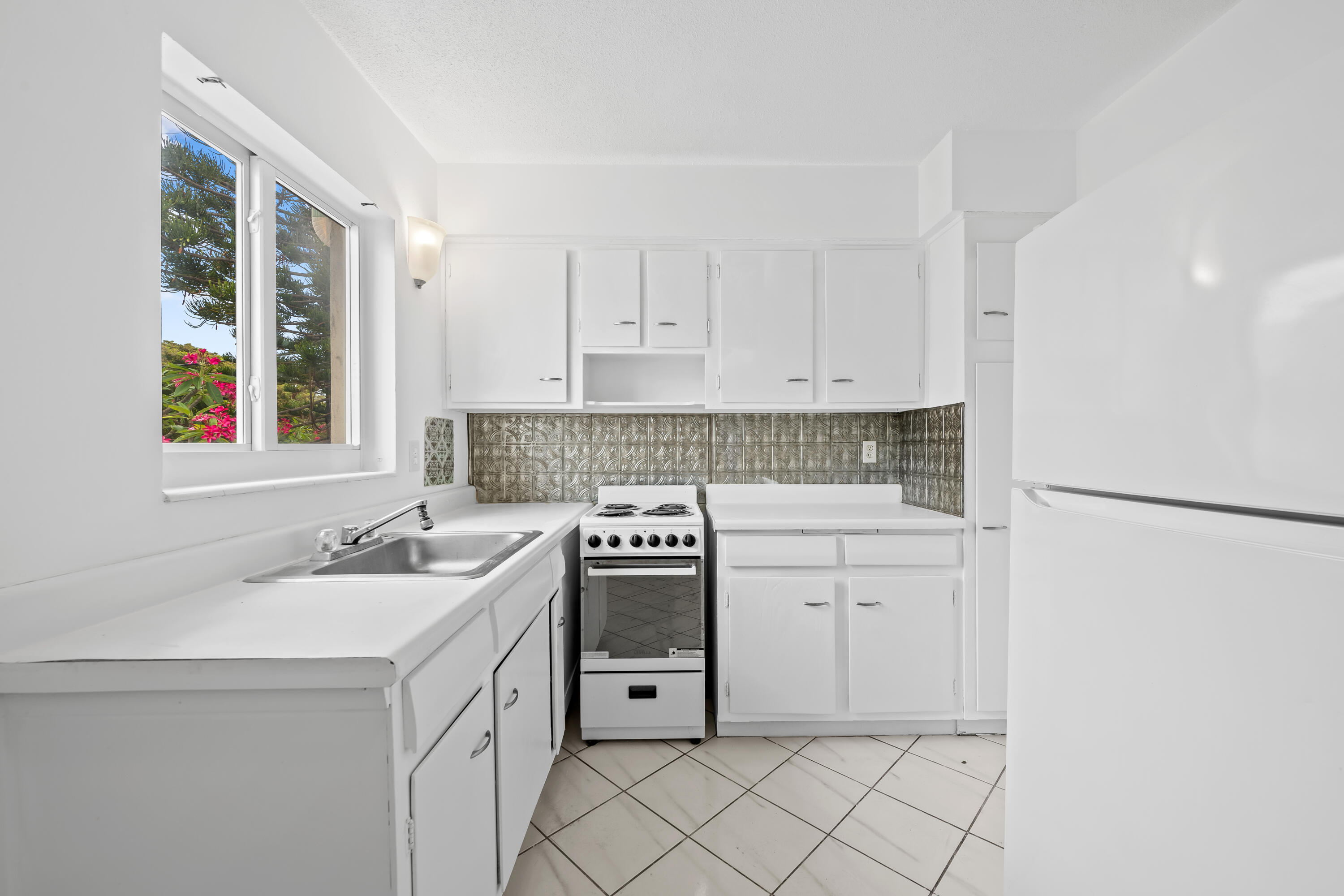 2601 Ne 1st Street 17 Property Photo 4