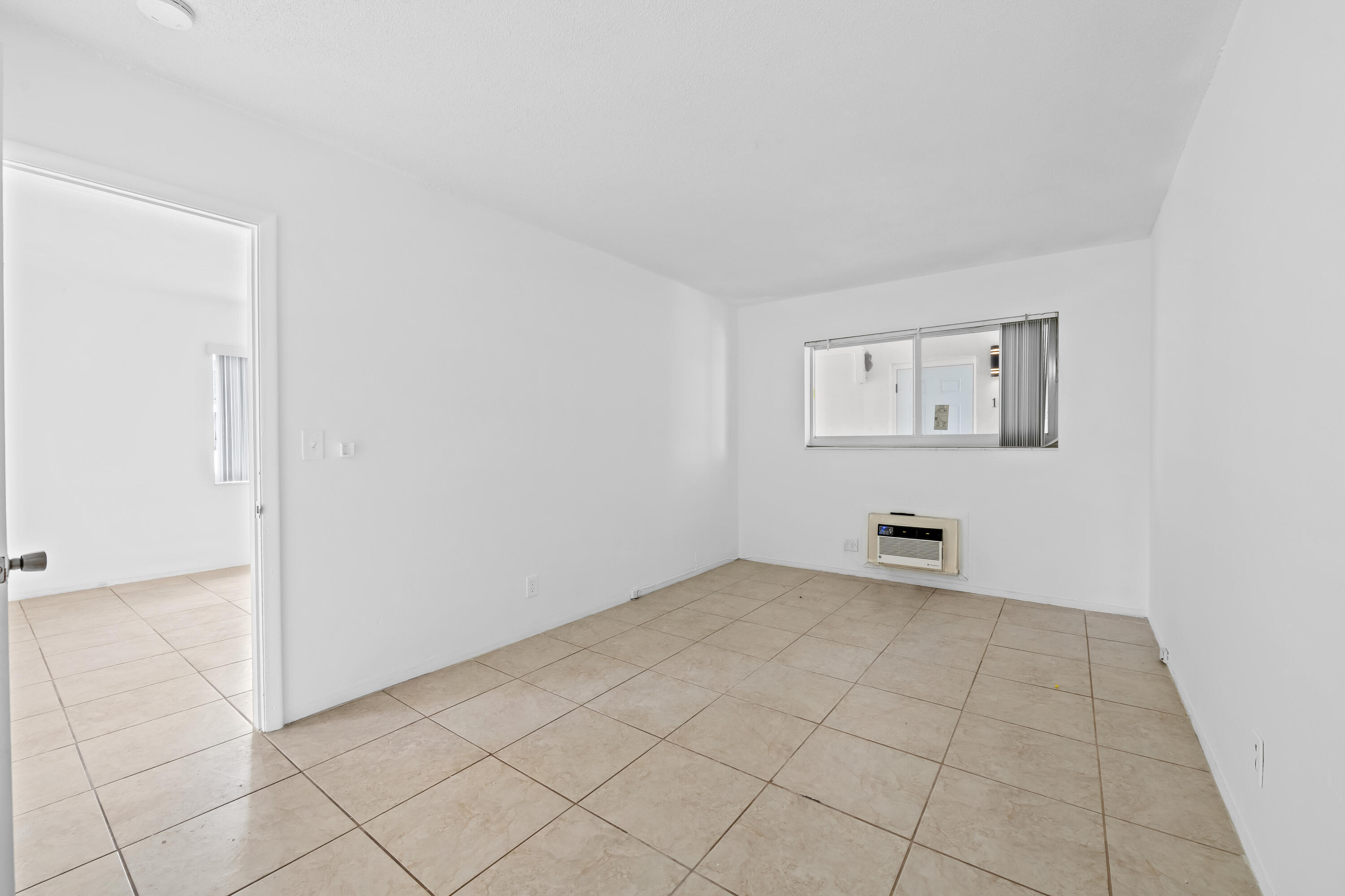 2601 Ne 1st Street 17 Property Photo 7