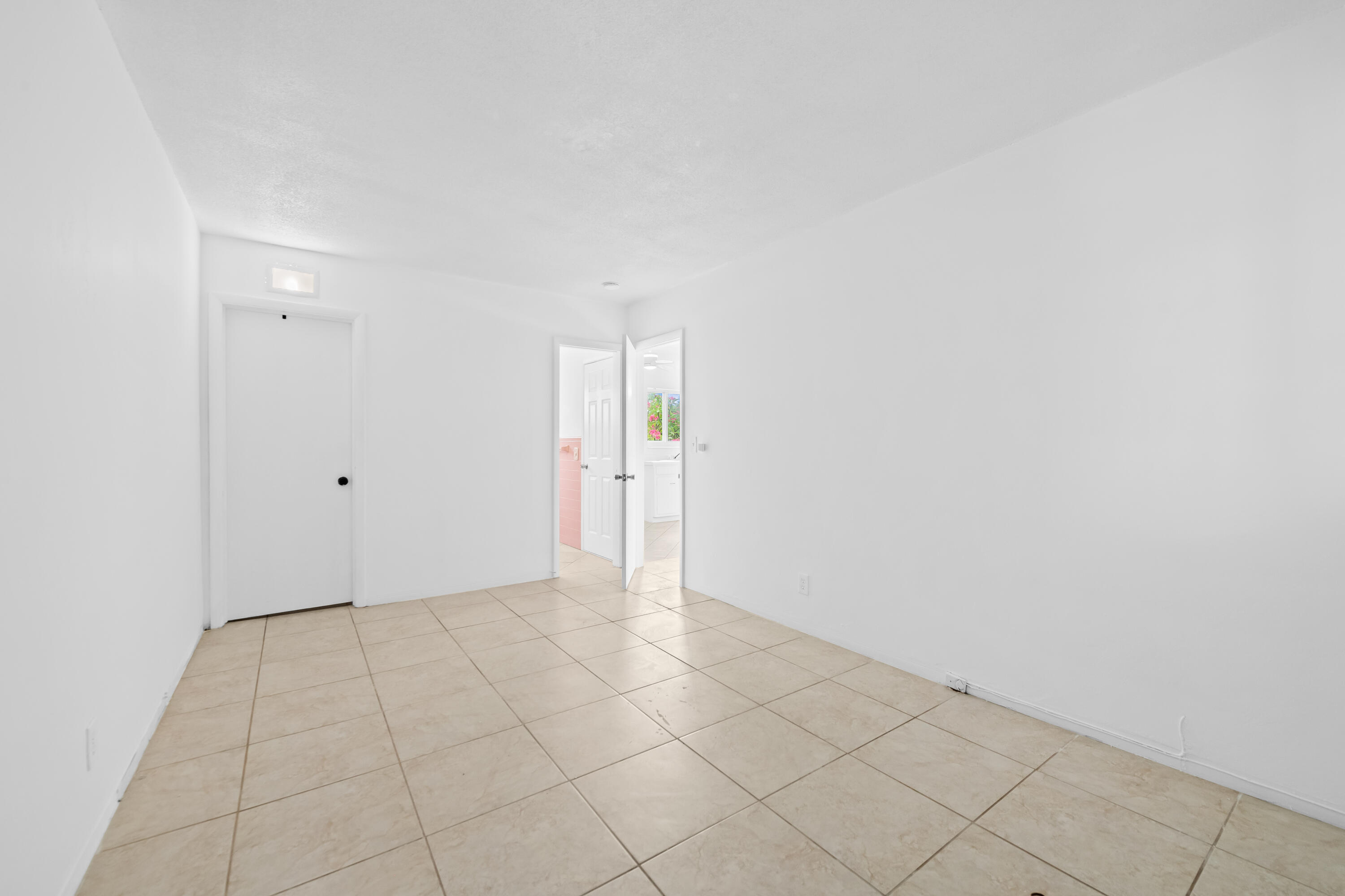 2601 Ne 1st Street 17 Property Photo 13