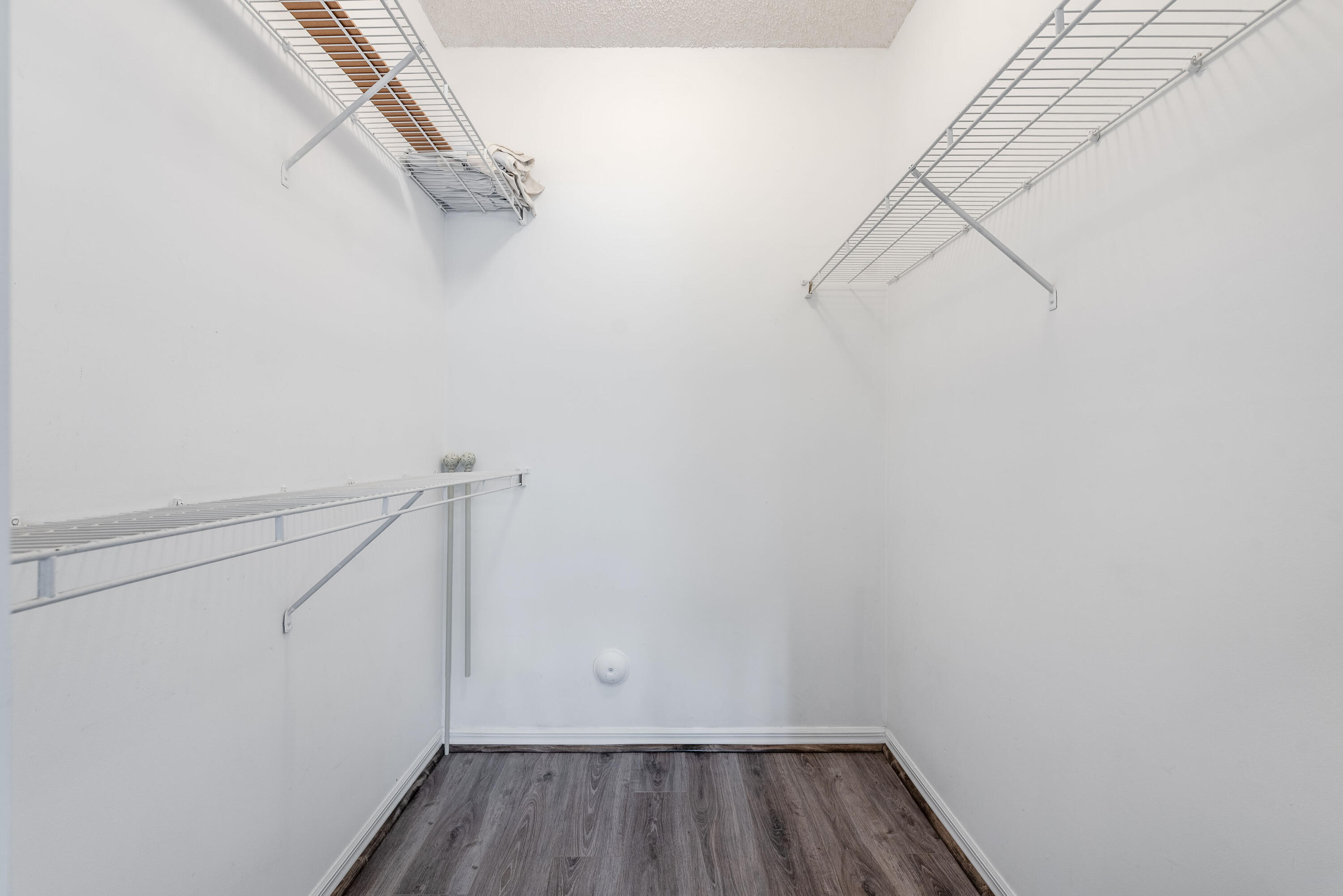 1106 Tuscany Way Property Photo 11