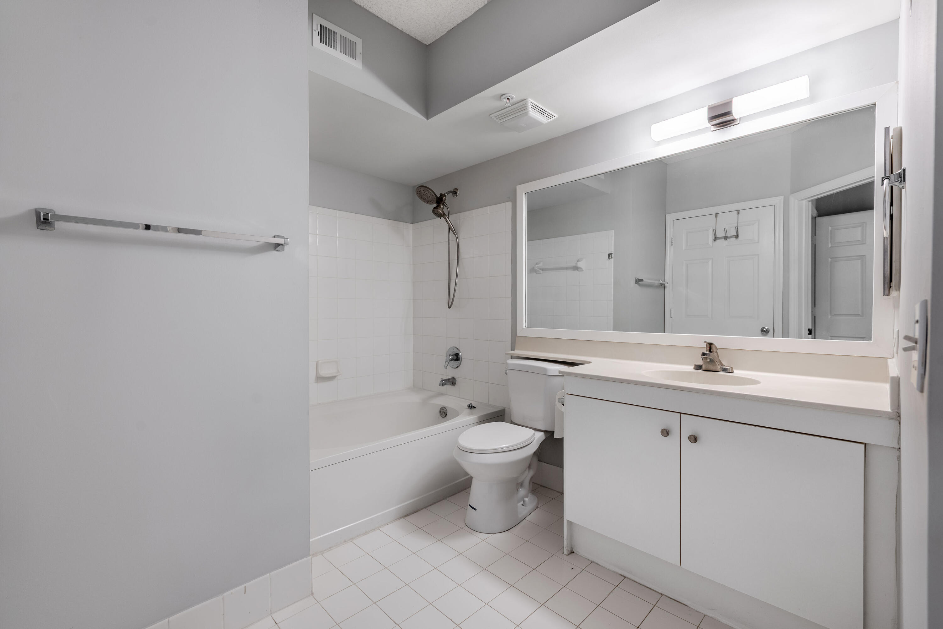 1106 Tuscany Way Property Photo 14