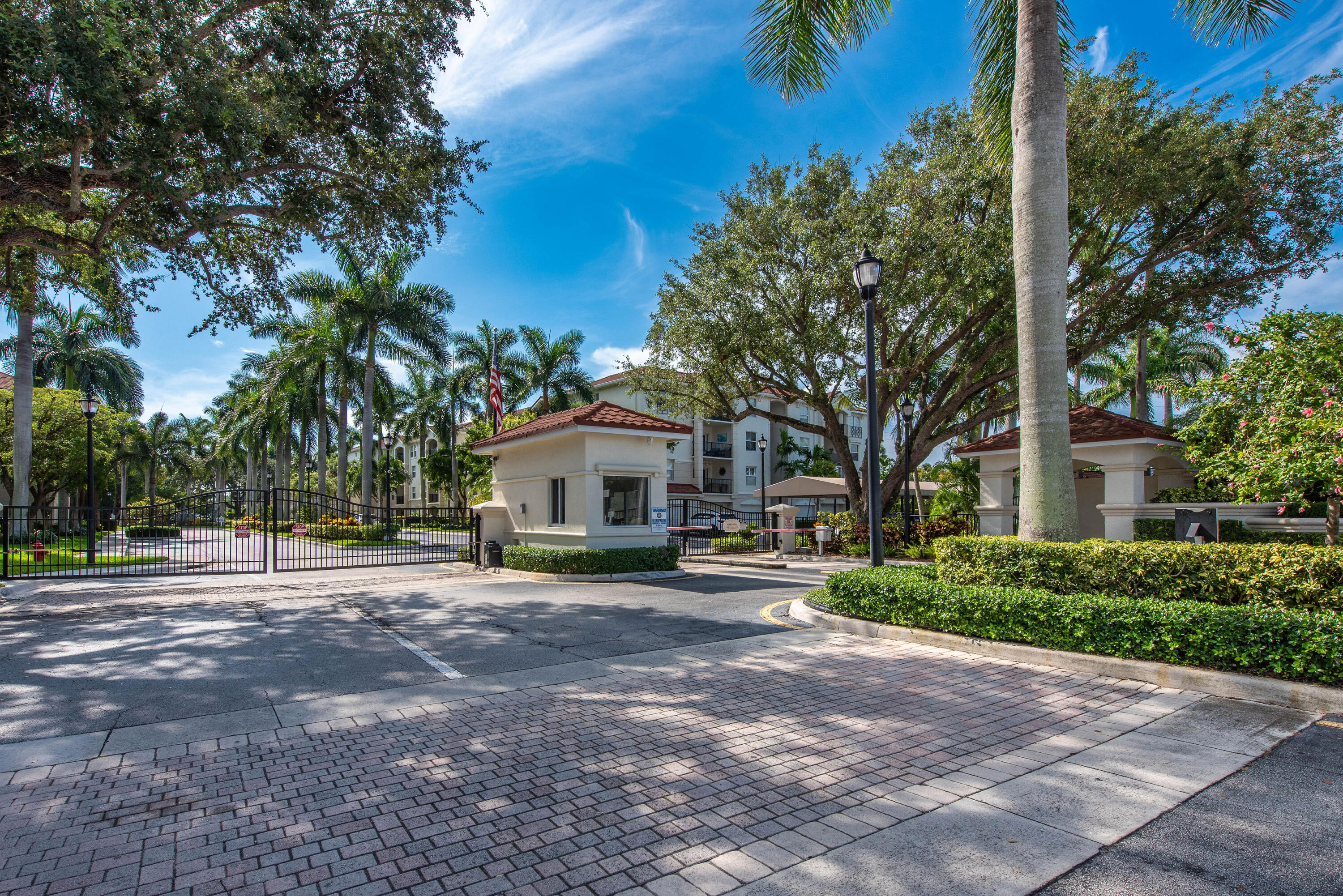 1106 Tuscany Way Property Photo 39