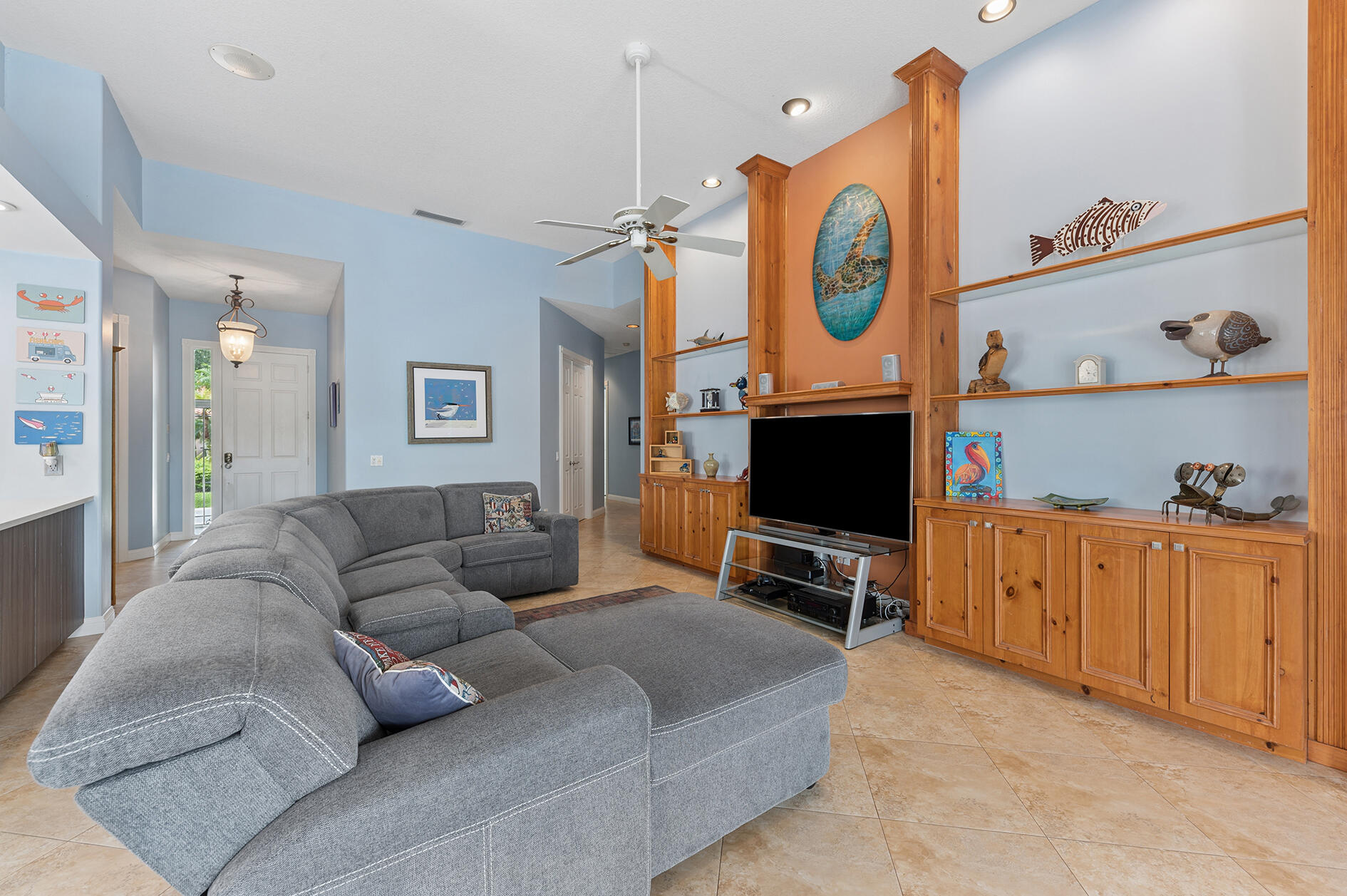 7049 Fish Creek Lane Property Photo 6