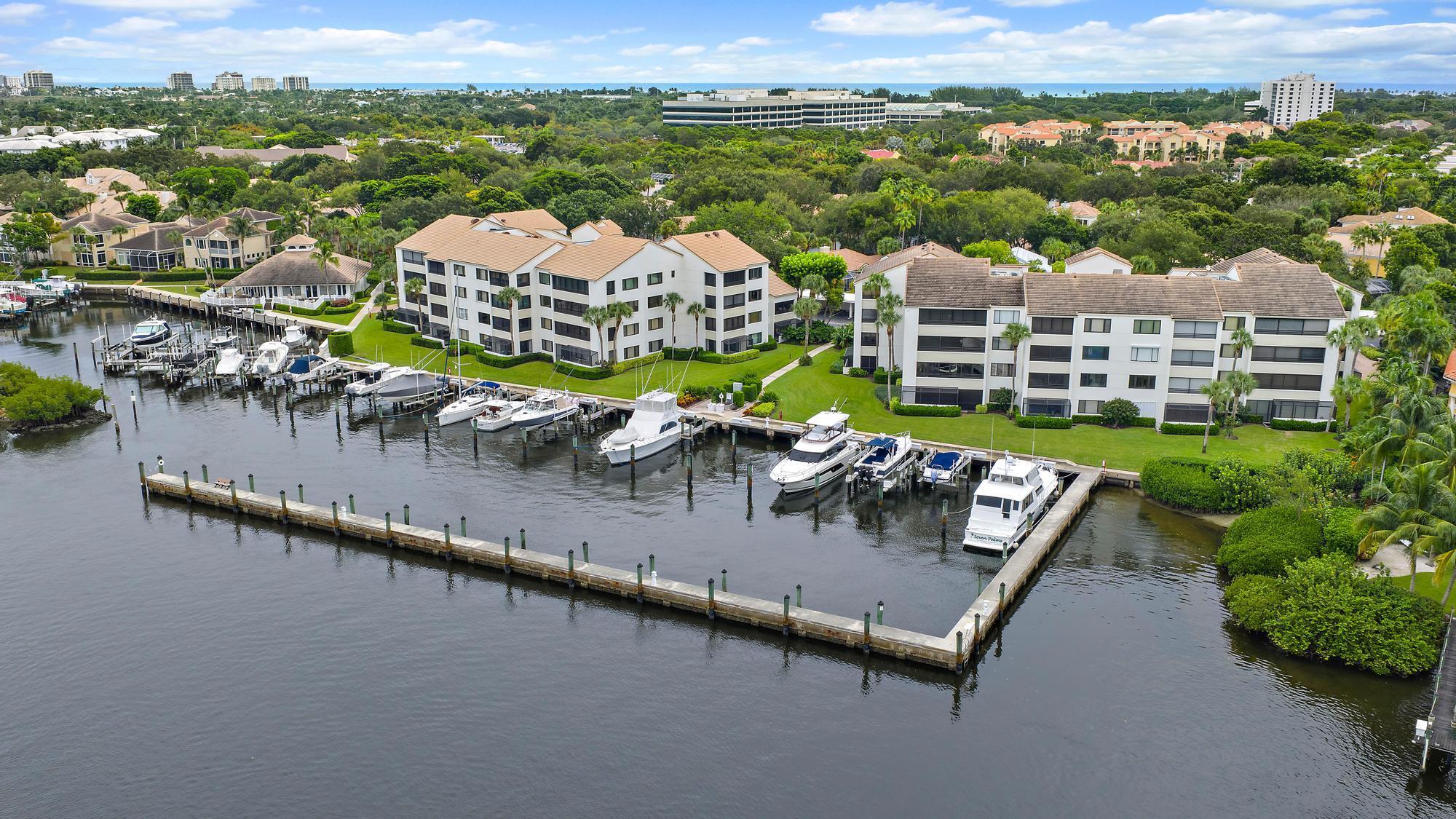 811 Oak Harbour Drive Property Photo 33