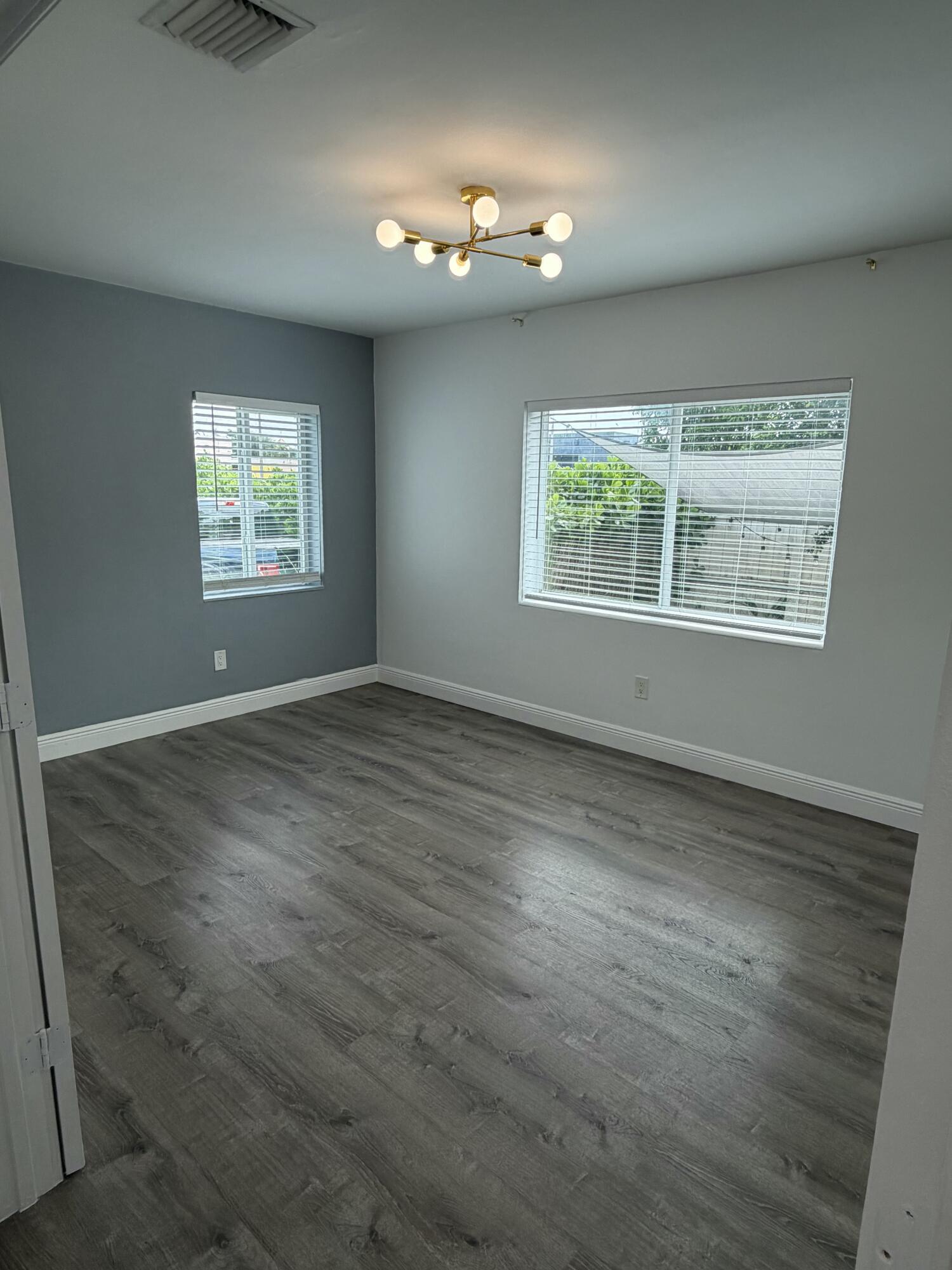 1830 Garfield Street Property Photo 4