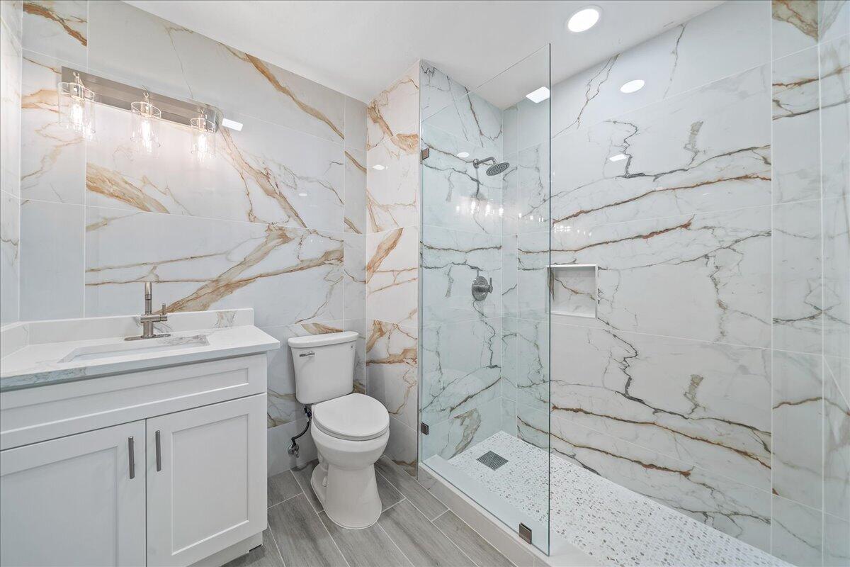 179 Filbert Street Property Photo 14