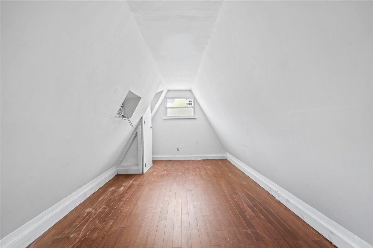 179 Filbert Street Property Photo 28