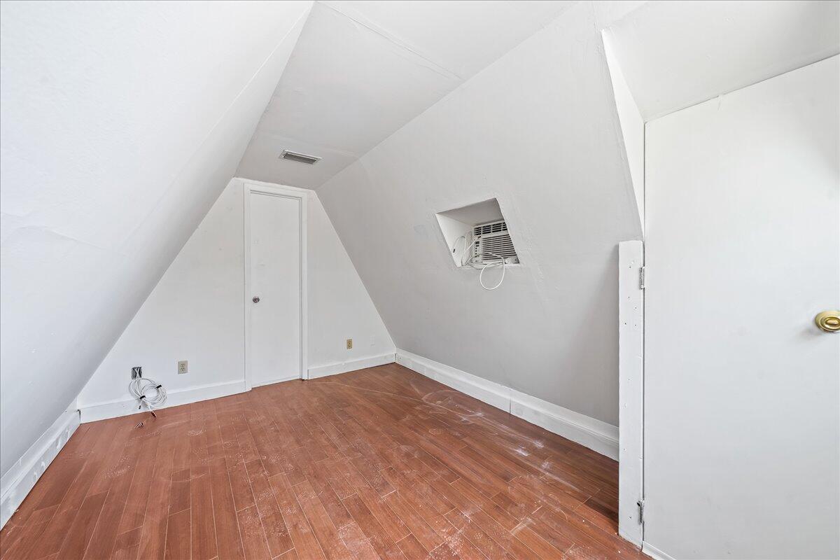 179 Filbert Street Property Photo 29