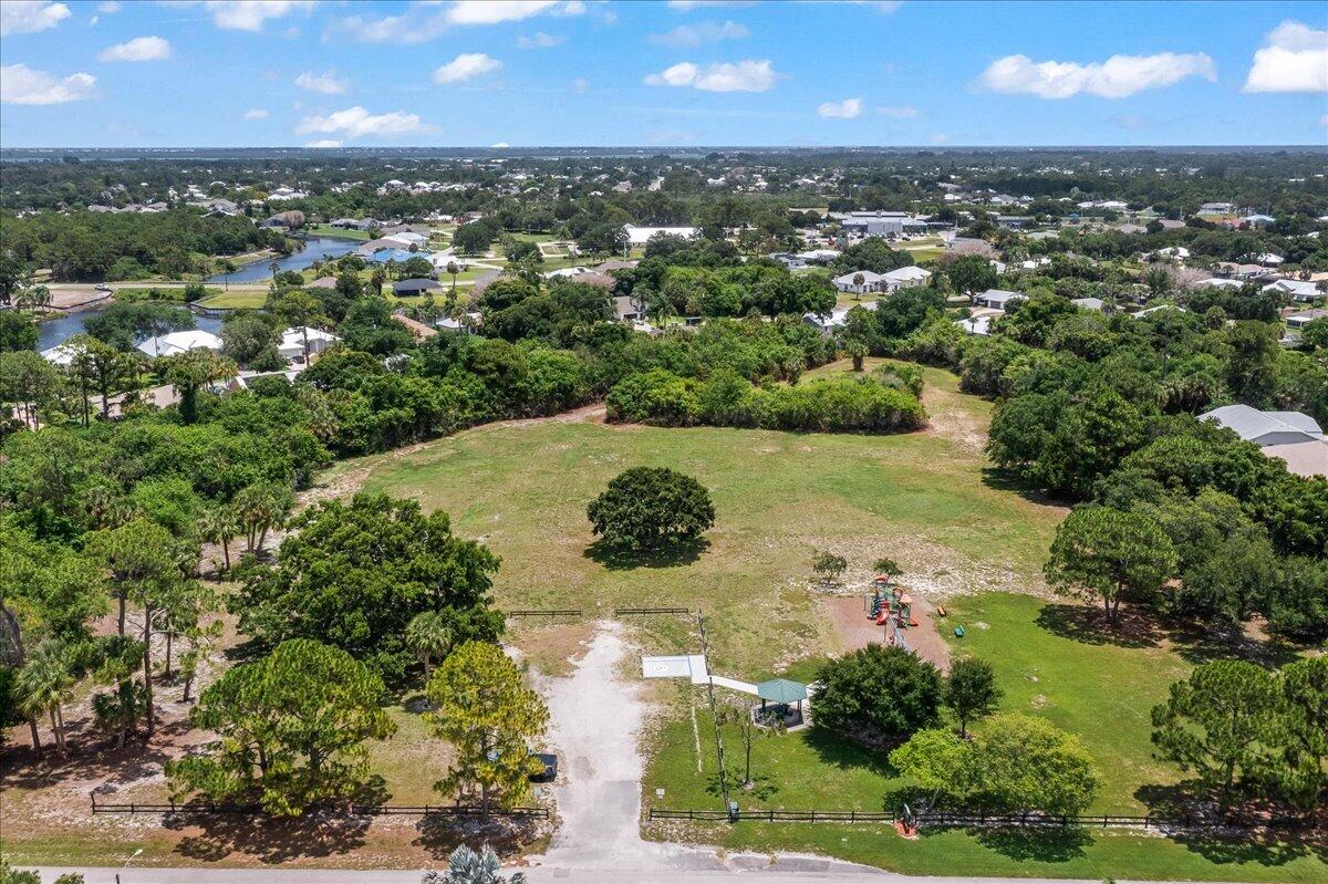 179 Filbert Street Property Photo 38