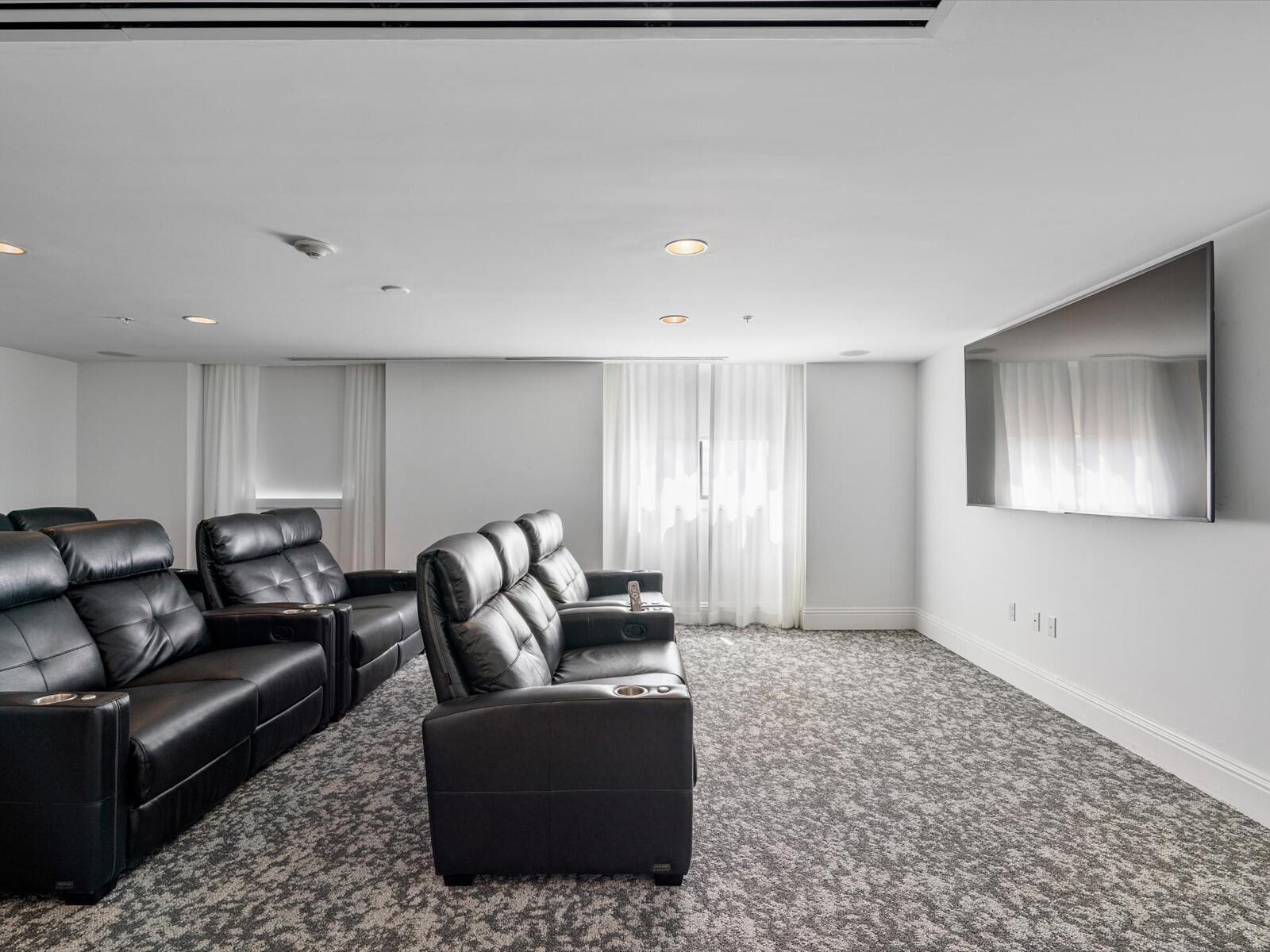 100 N Federal Highway 736 Property Photo 44