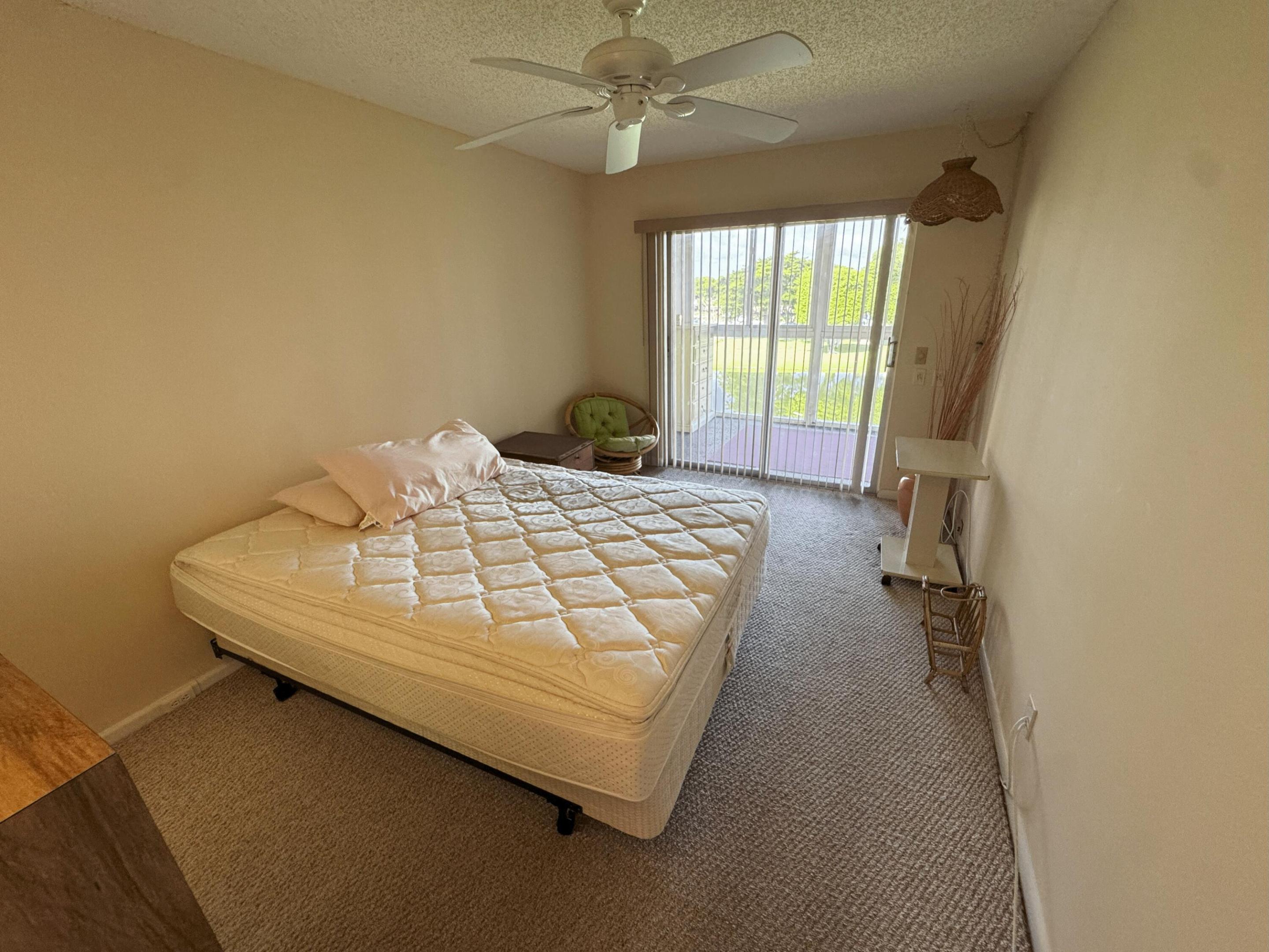 4075 Cornwall D Property Photo 10