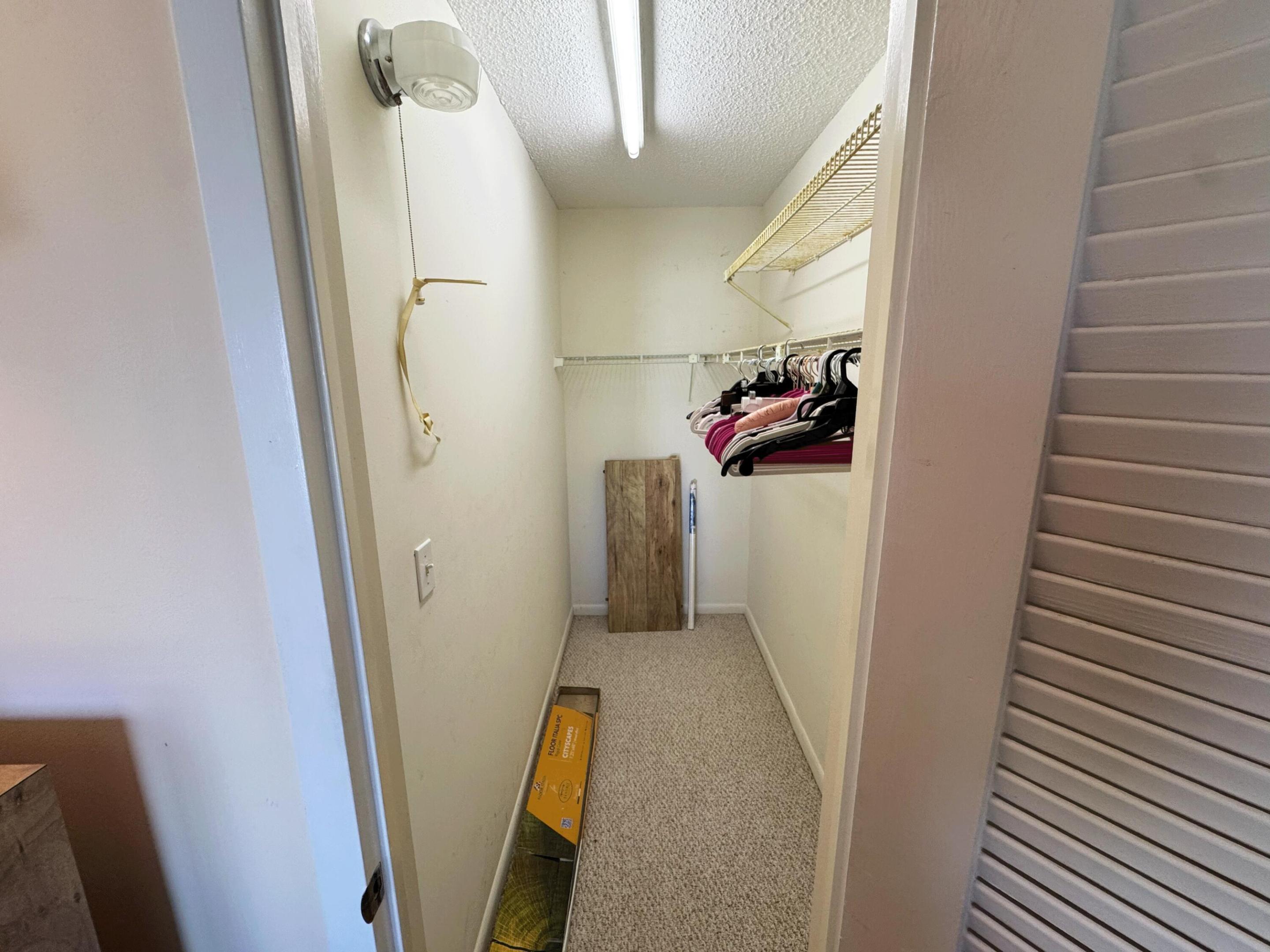 4075 Cornwall D Property Photo 11