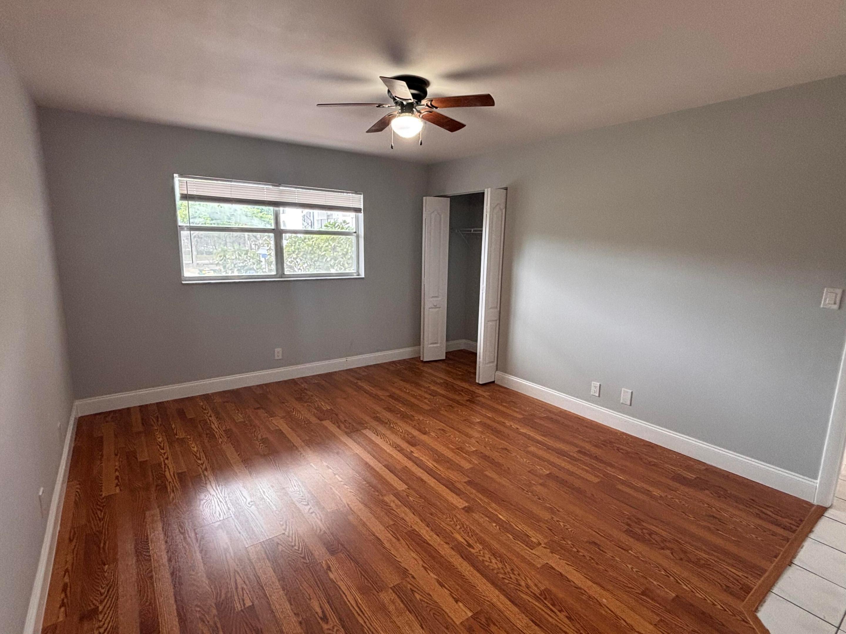 6100 S Falls Circle Drive 204 Property Photo 15