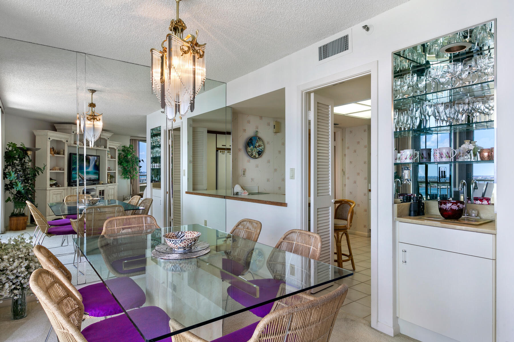 5070 N Ocean Drive 23c Property Photo 13