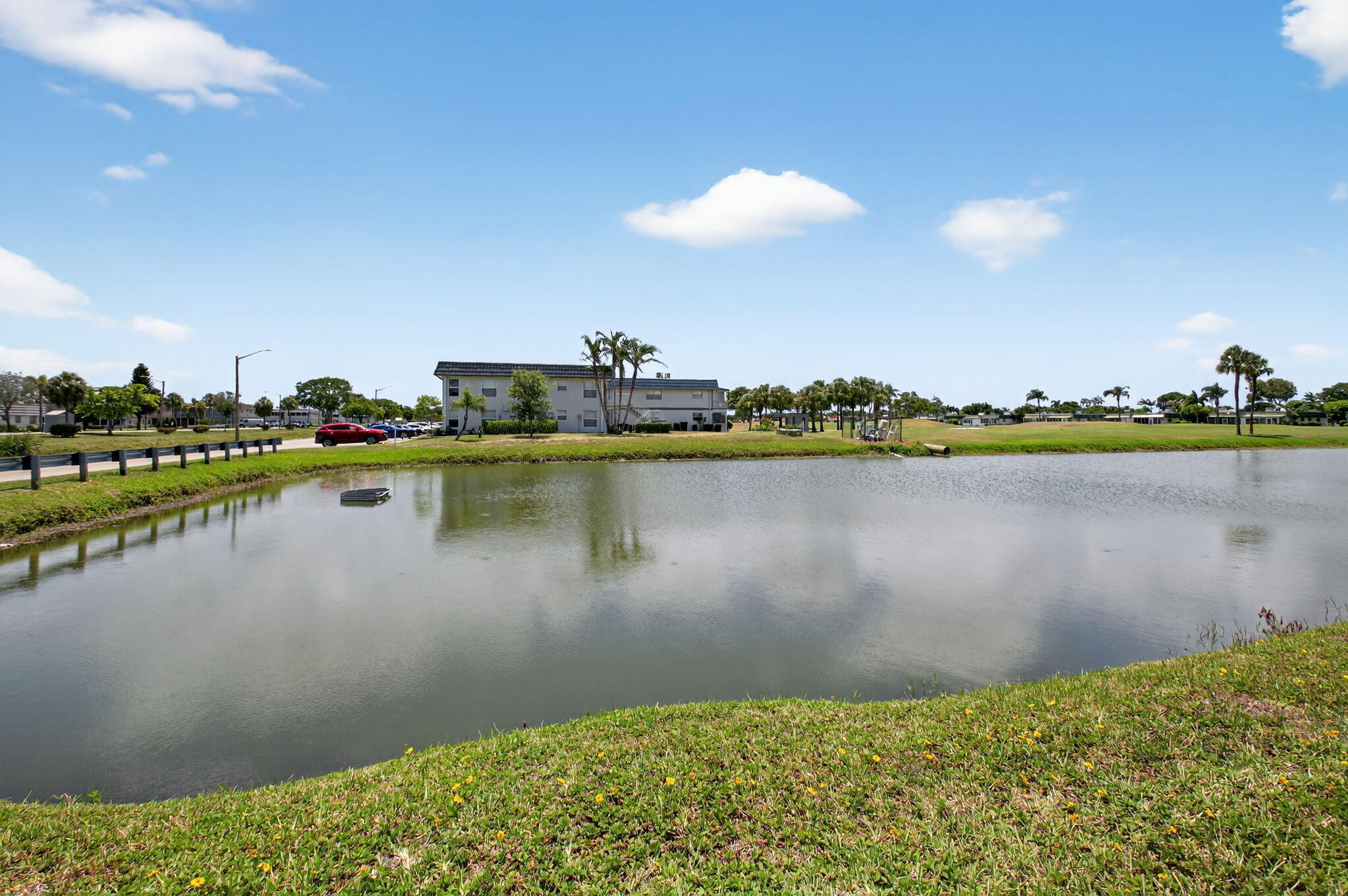 360 Seville O Property Photo 20