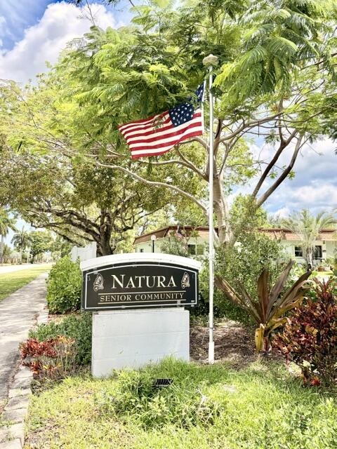 608 SW Natura Boulevard Apt 202