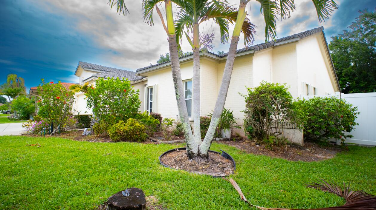 3872 Summer Chase Court Property Photo 4