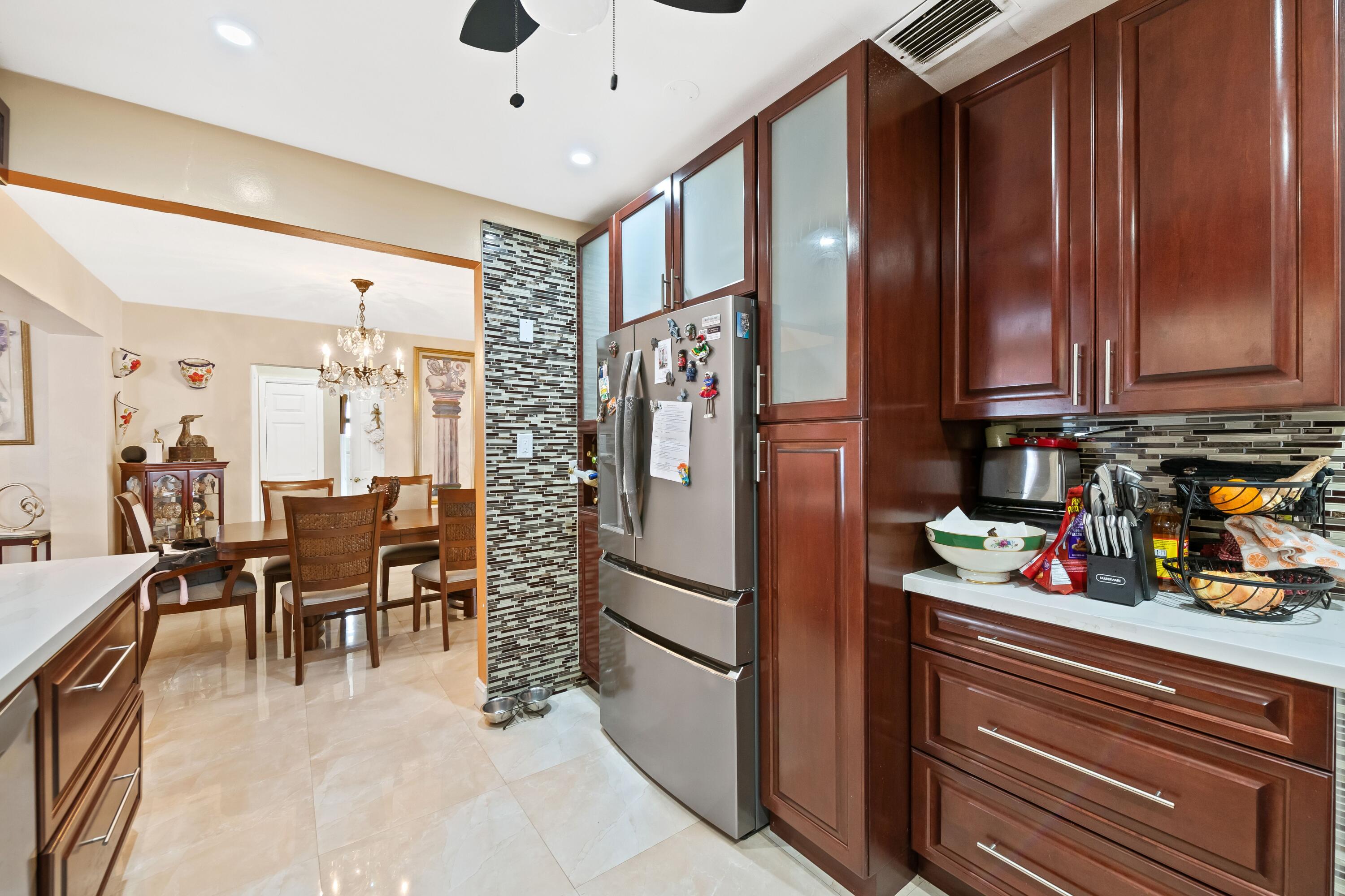 7649 Kismet Street Property Photo 12