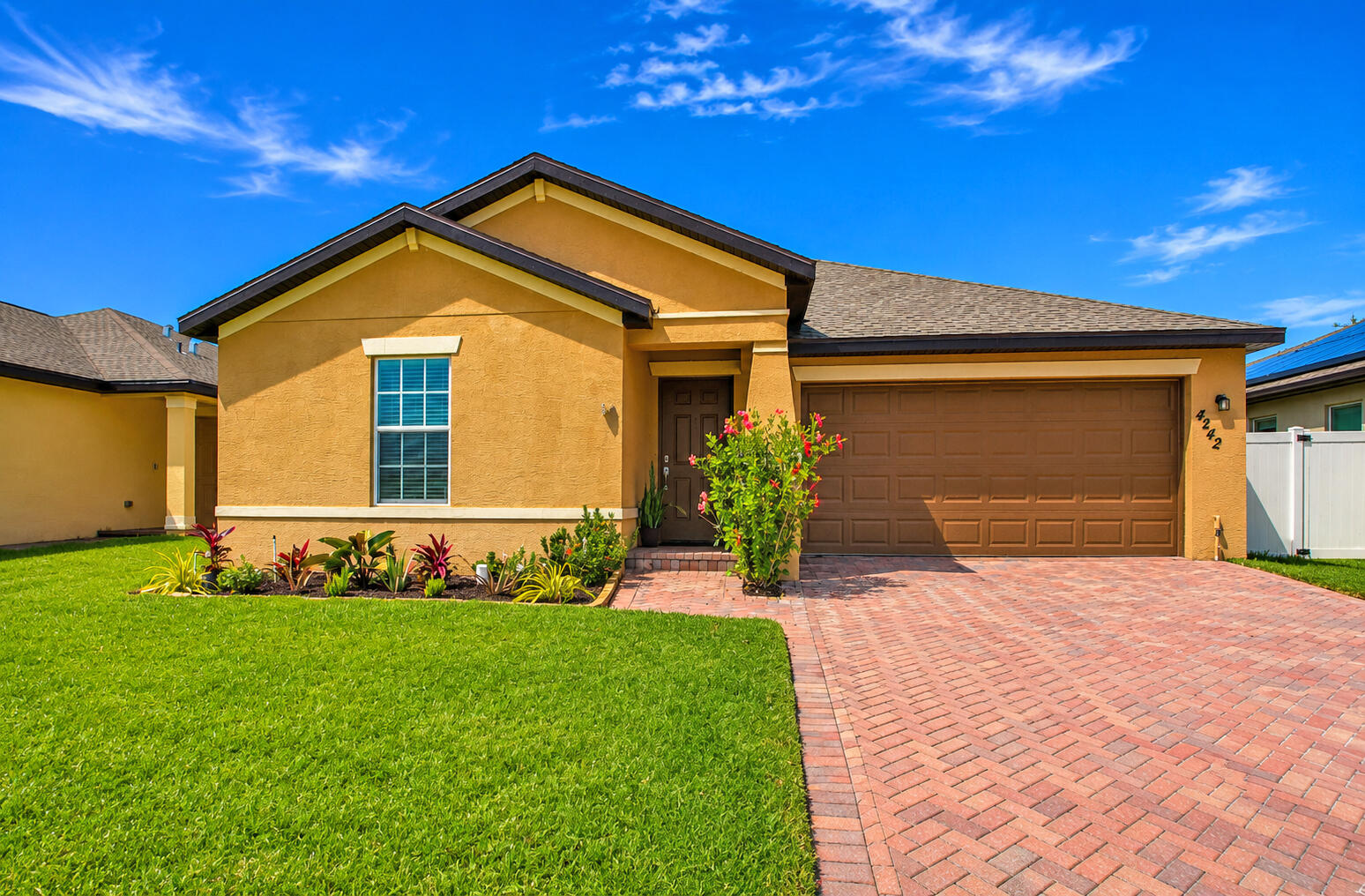 4242 Thurso Way Property Photo 1