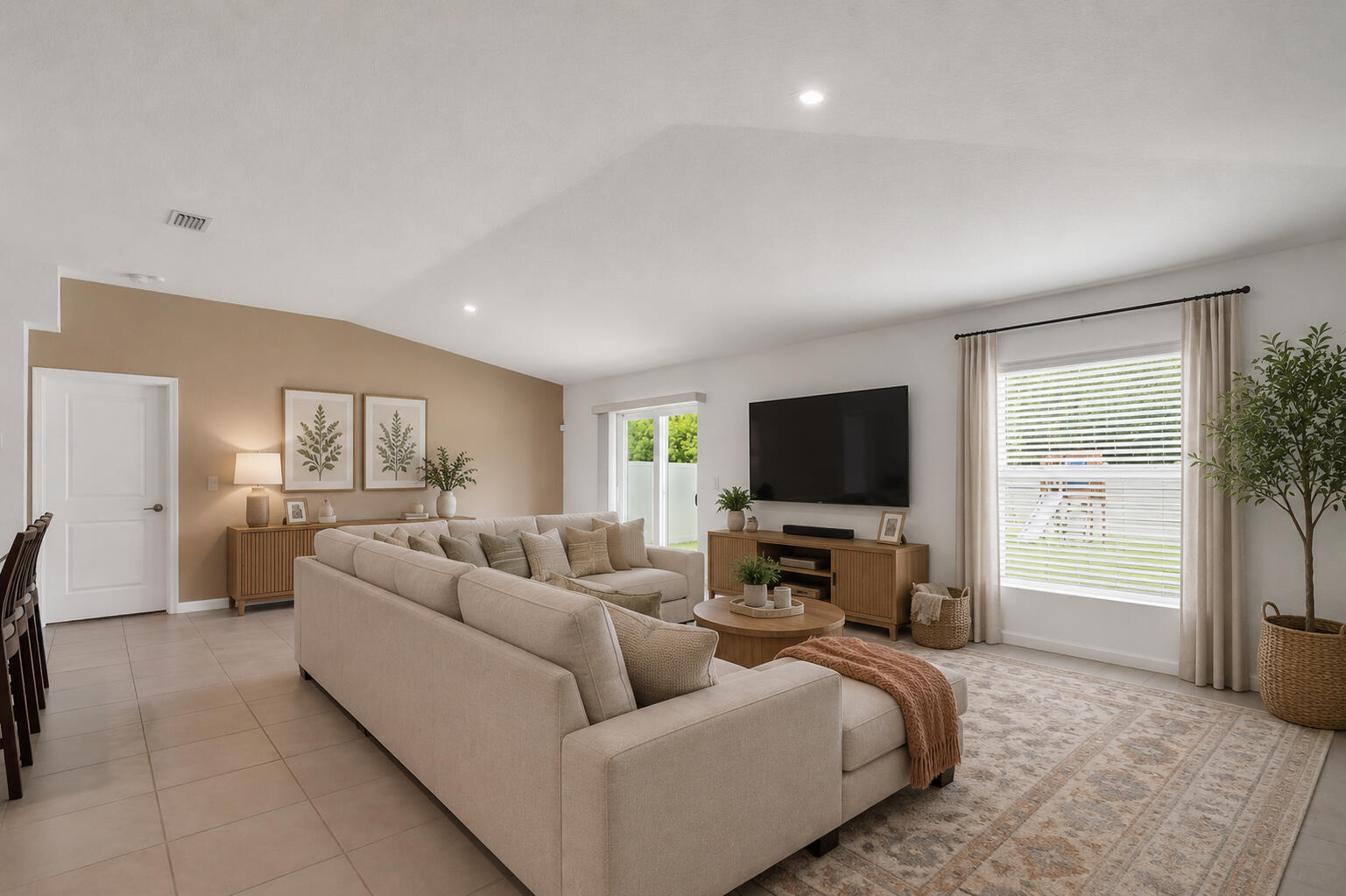 4242 Thurso Way Property Photo 12
