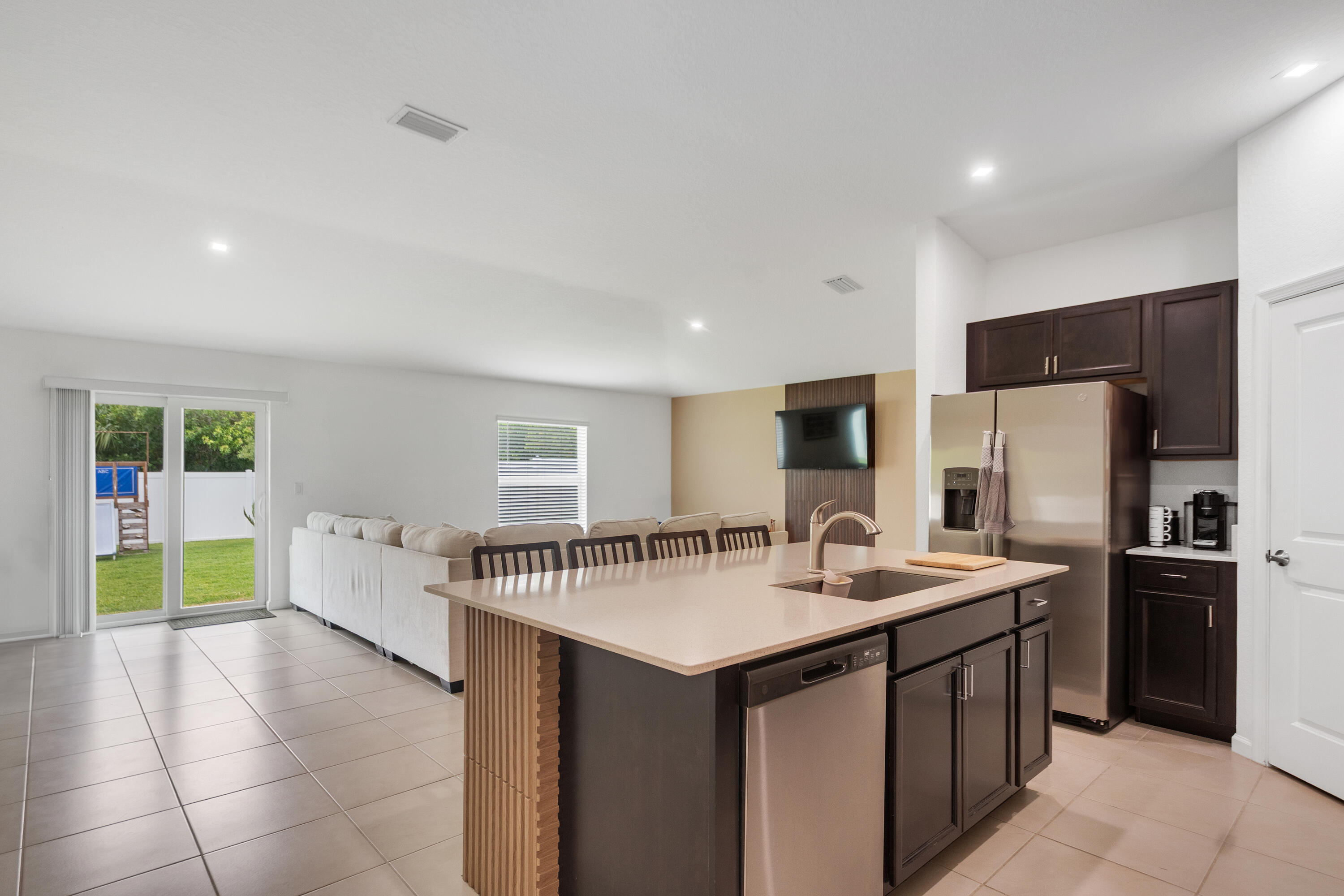 4242 Thurso Way Property Photo 17