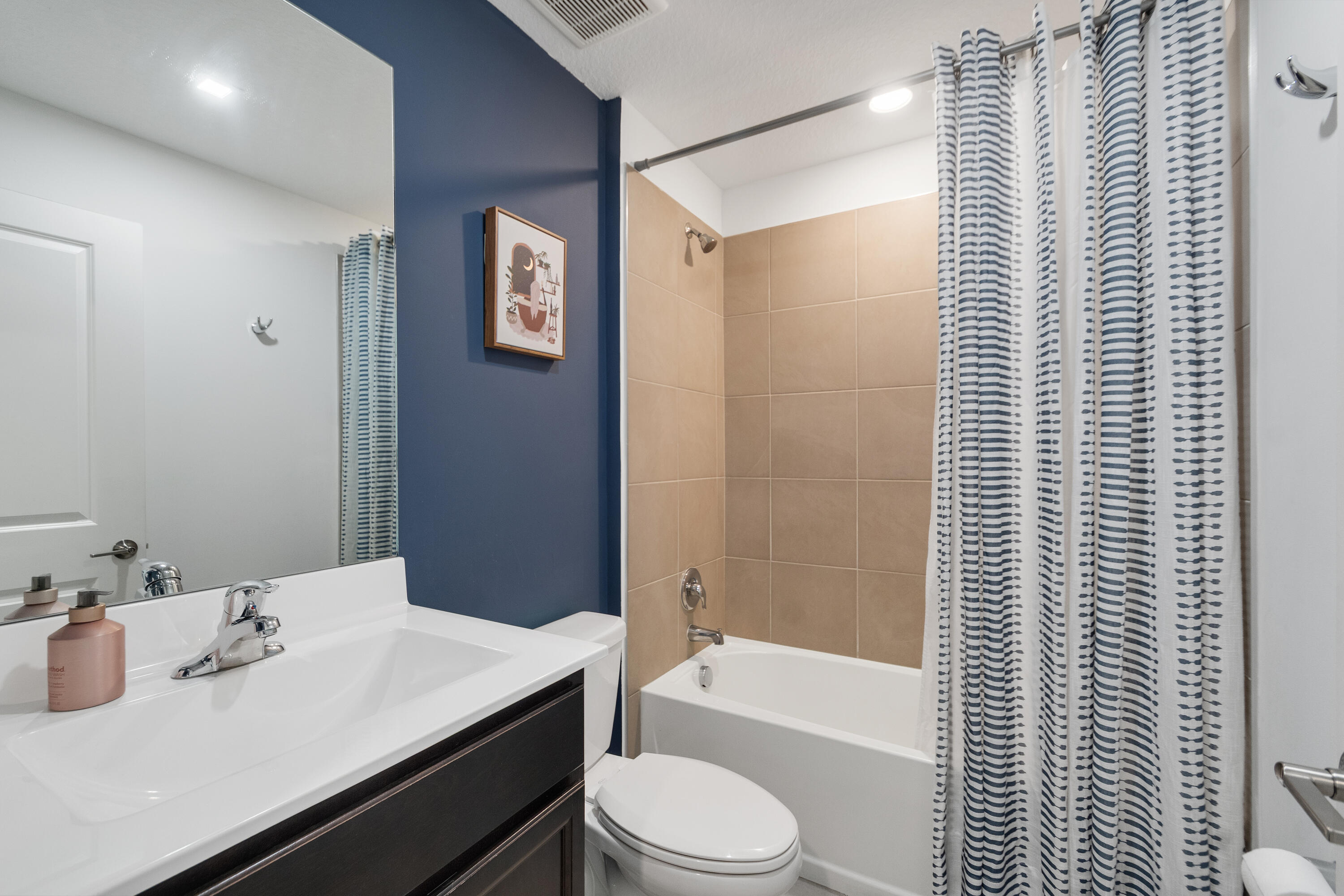 4242 Thurso Way Property Photo 24
