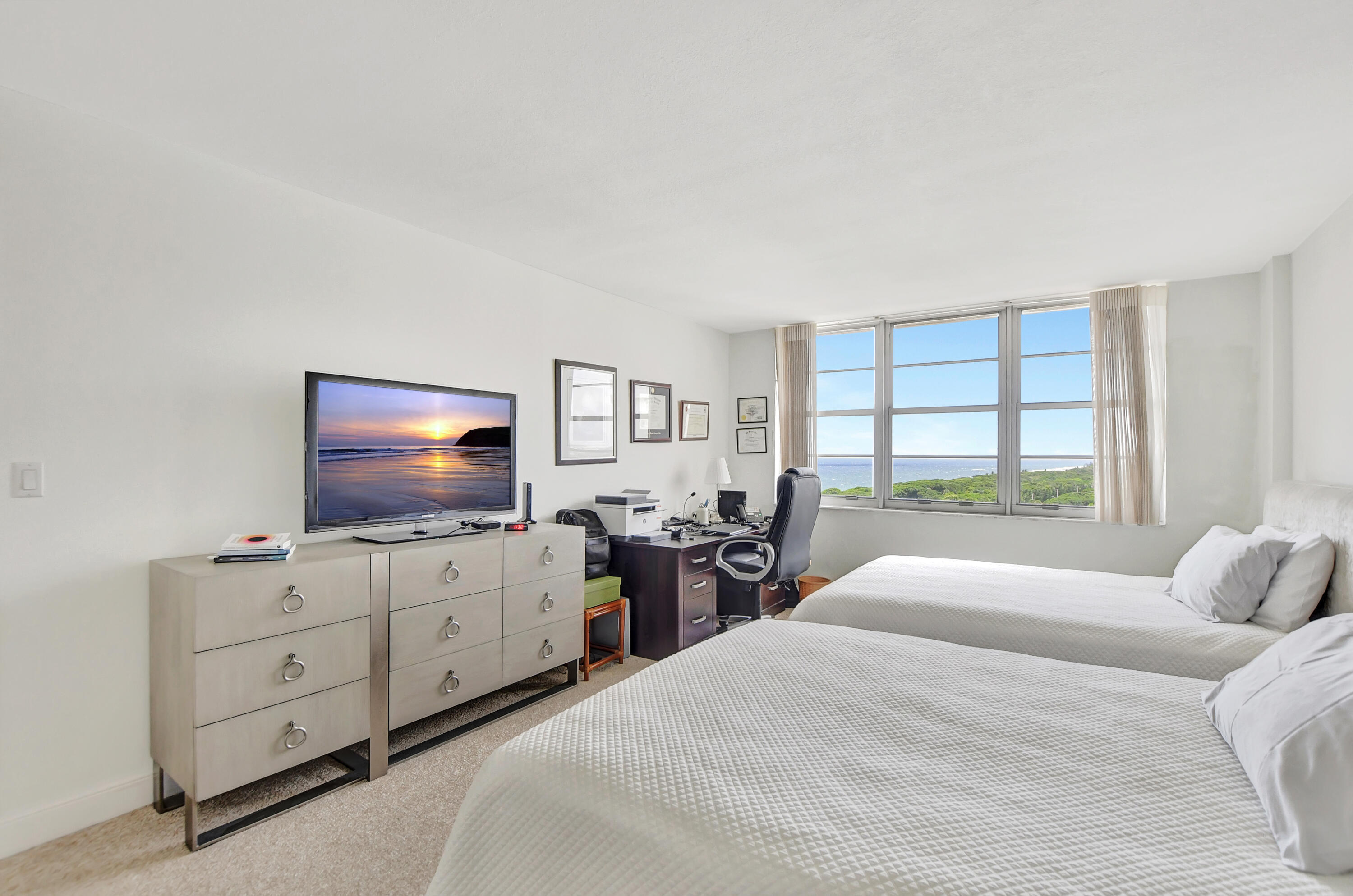 2121 N Ocean Boulevard 1405e Property Photo 20