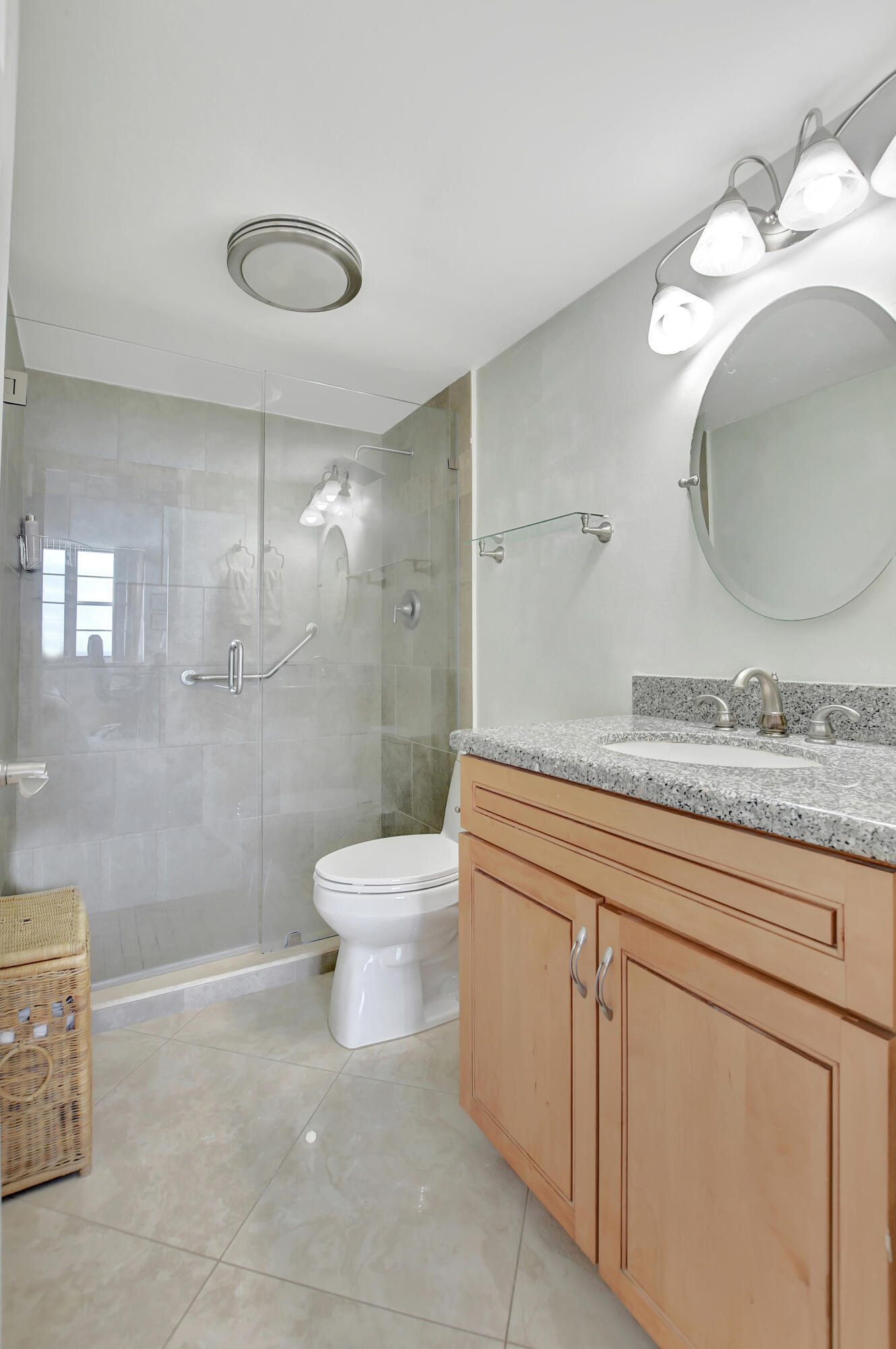 2121 N Ocean Boulevard 1405e Property Photo 21