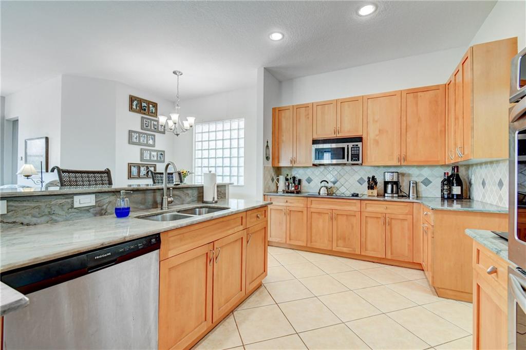 4169 Artesa Drive Property Photo 11