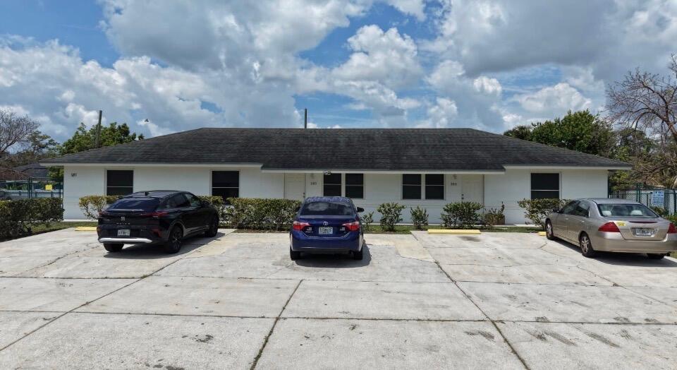 131 Avocado Avenue