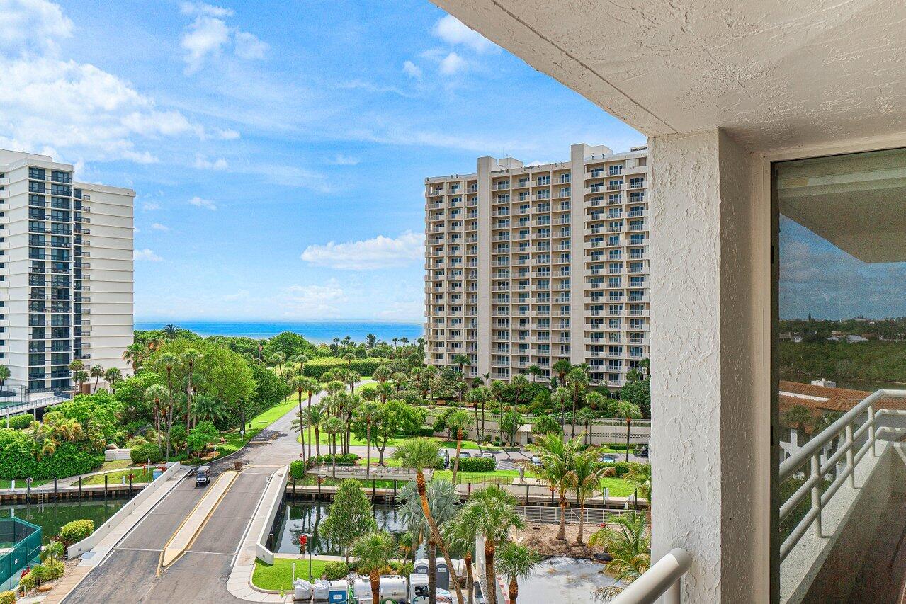 4201 N Ocean Boulevard 601 Property Photo 41
