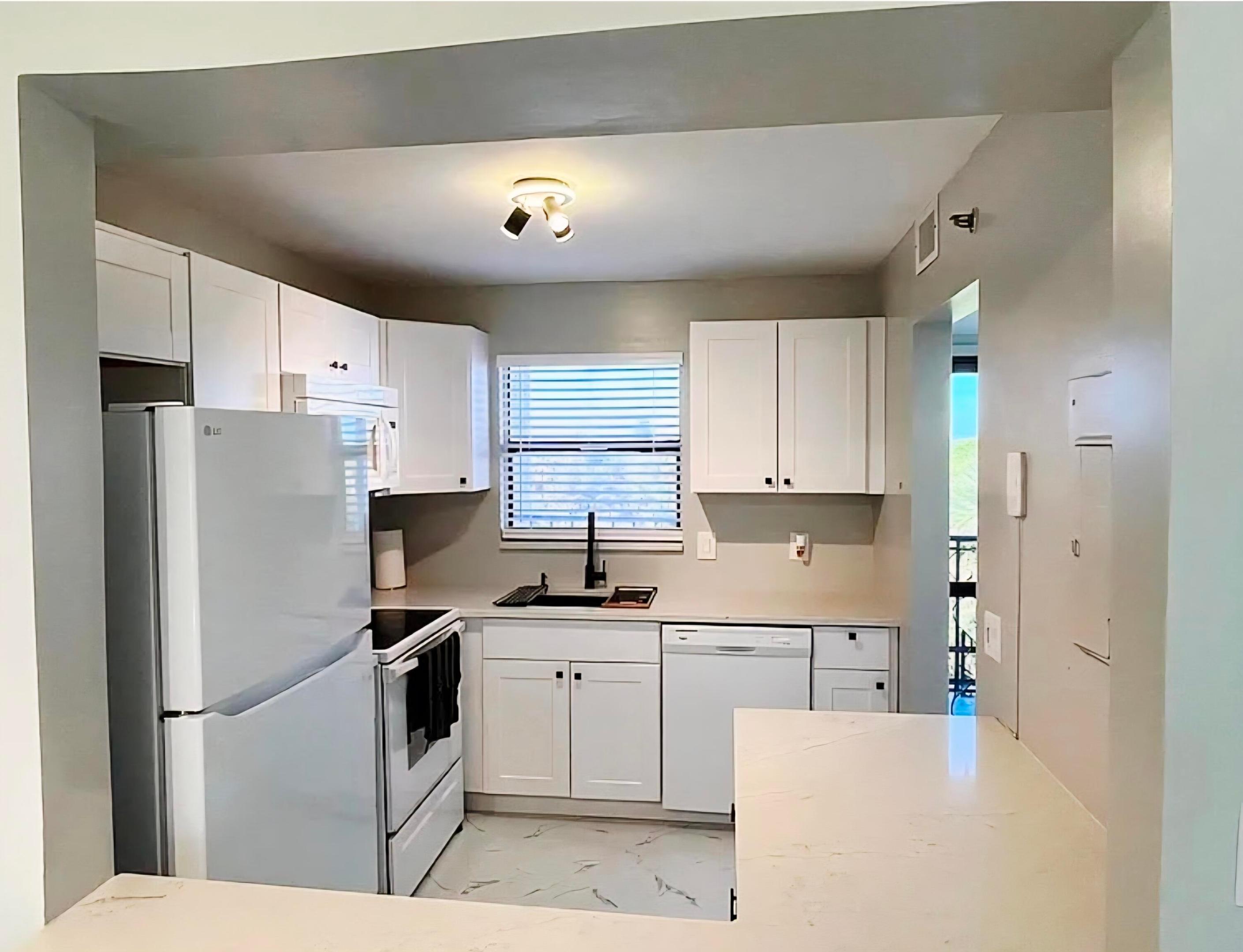 4640 W Lucerne Lakes Blvd Boulevard 505 Property Photo 1